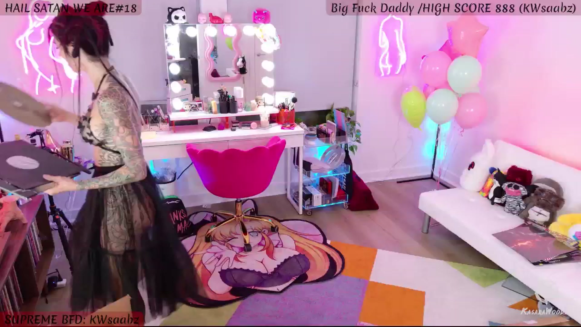 Gallery image thumbnail from KasaraWood's myfreecams stream on, 07/21/2024, 05:29 image 8 of 20