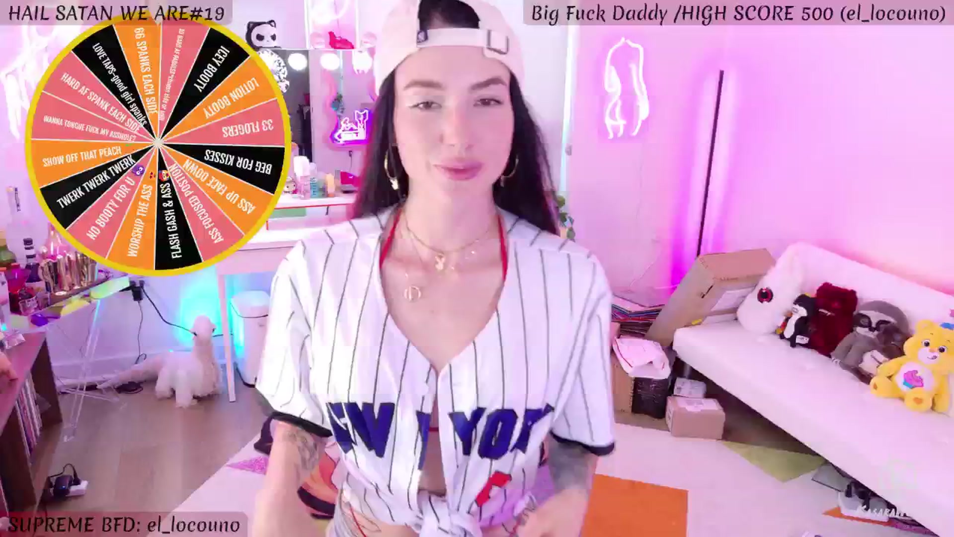 Gallery image thumbnail from KasaraWood's myfreecams stream on, 07/24/2024, 05:35 image 4 of 20