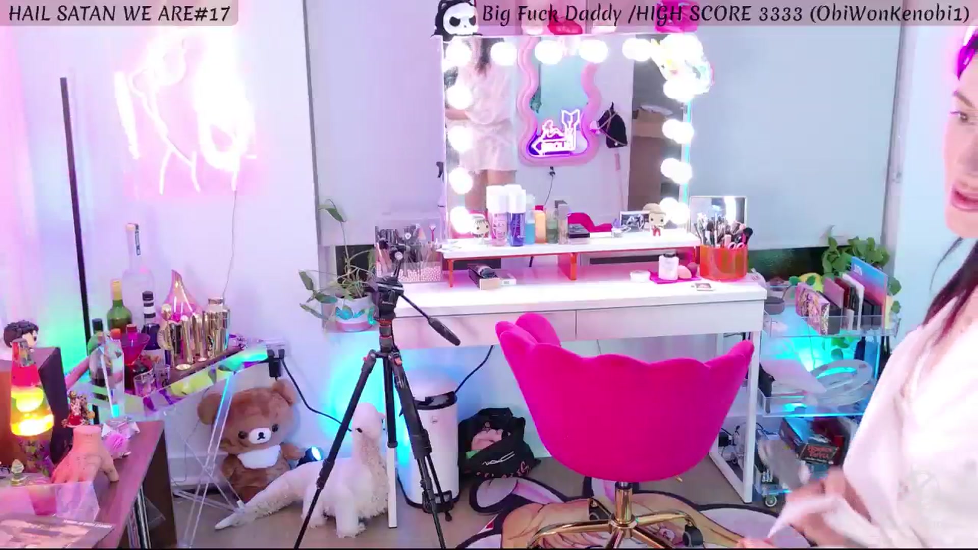 Gallery image thumbnail from KasaraWood's myfreecams stream on, 07/31/2024, 05:03 image 4 of 20