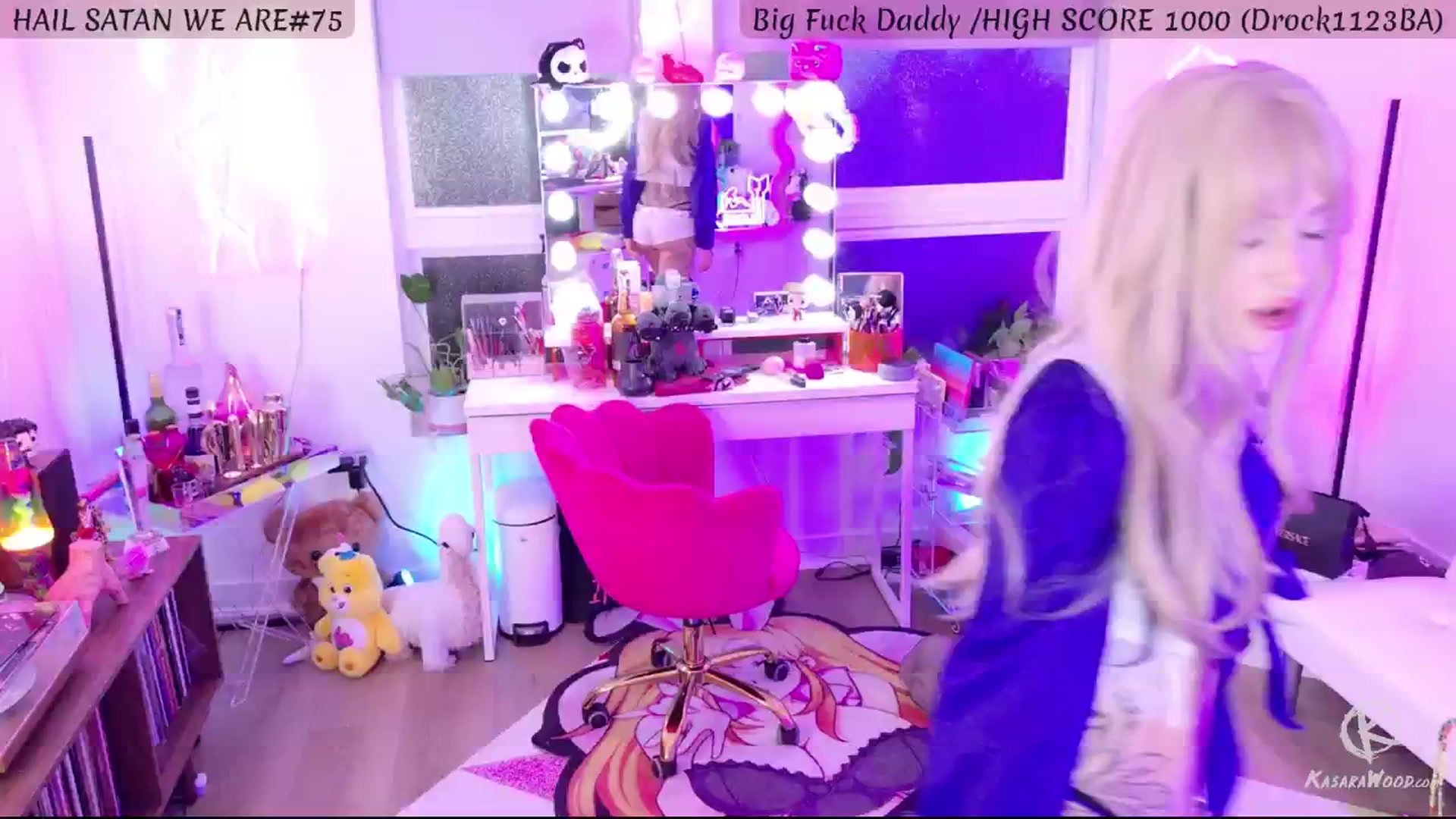 Gallery image thumbnail from KasaraWood's myfreecams stream on, 08/07/2024, 03:54 image 9 of 20