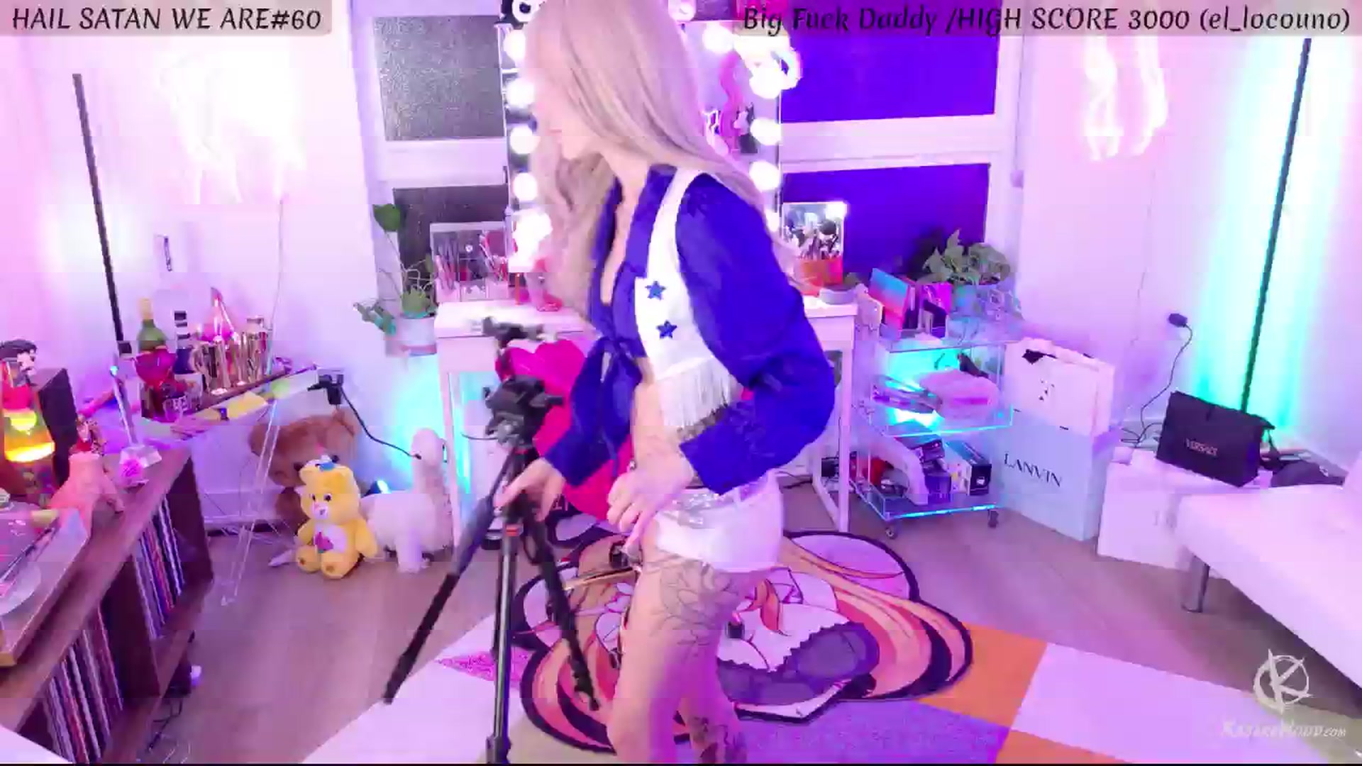 Gallery image thumbnail from KasaraWood's myfreecams stream on, 08/07/2024, 04:49 image 3 of 20