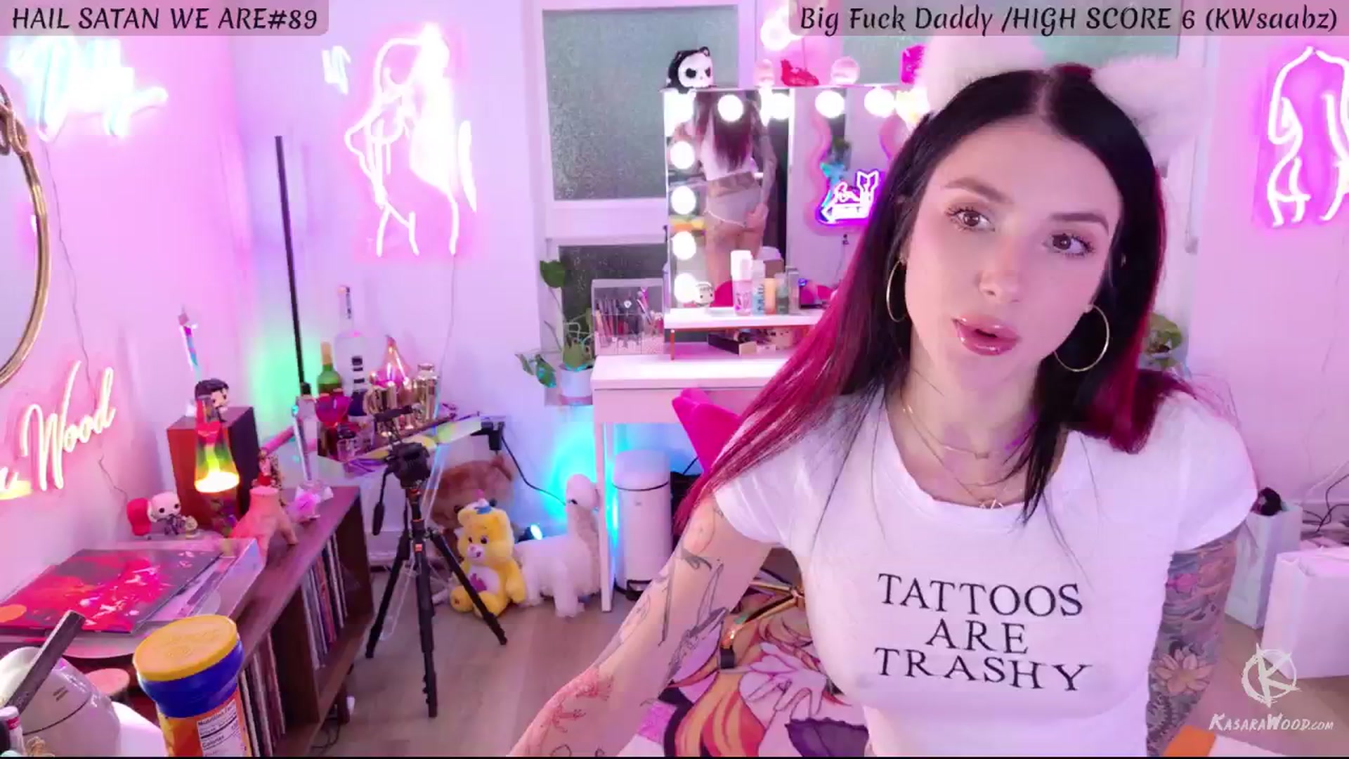 Gallery image thumbnail from KasaraWood's myfreecams stream on, 08/09/2024, 03:34 image 1 of 20