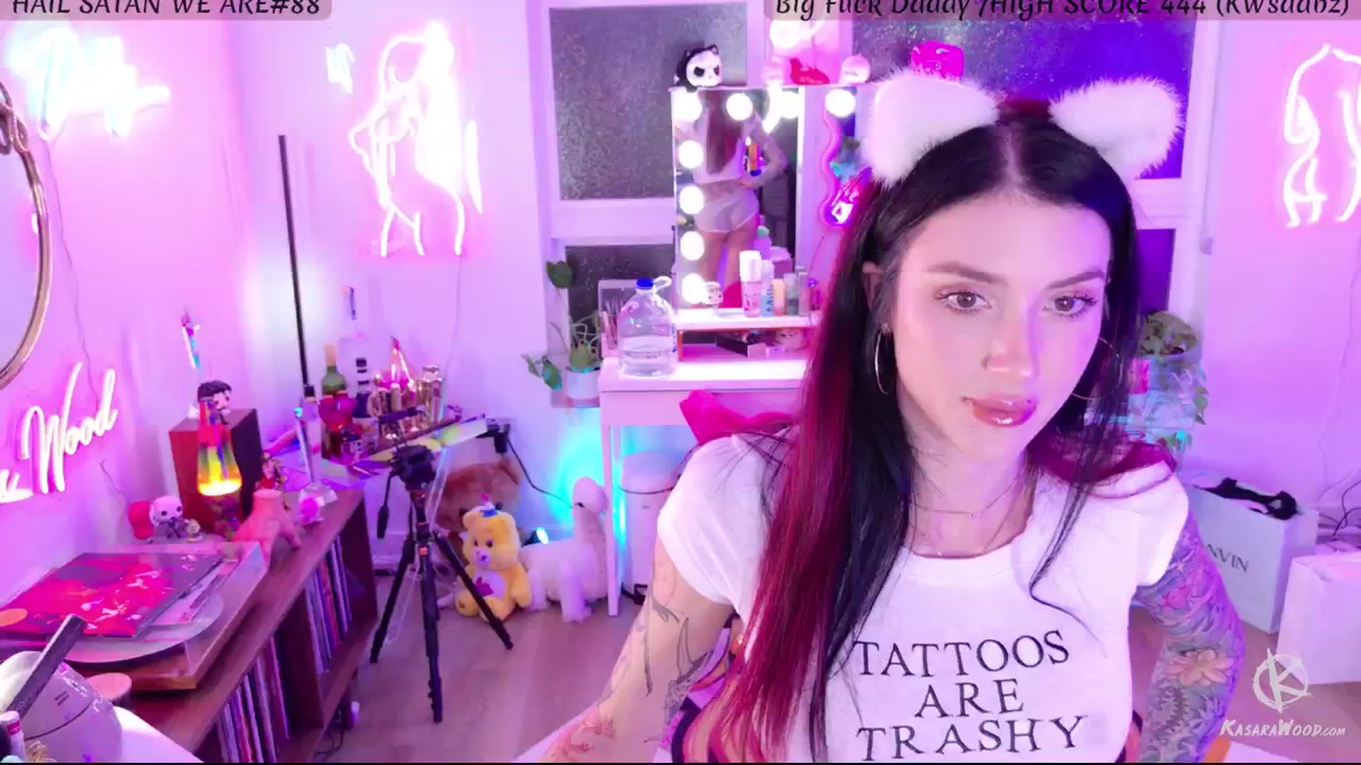 Gallery image thumbnail from KasaraWood's myfreecams stream on, 08/09/2024, 03:34 image 14 of 20