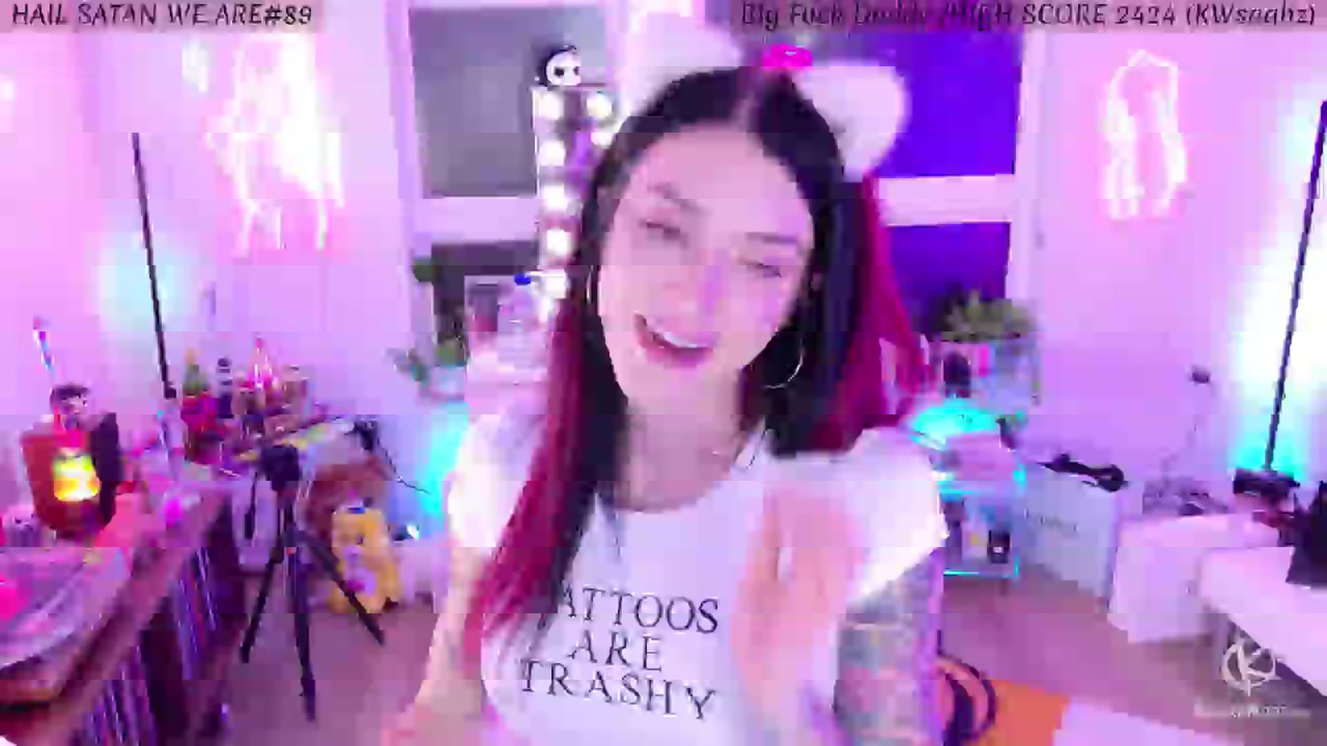 Gallery image thumbnail from KasaraWood's myfreecams stream on, 08/09/2024, 04:05 image 4 of 20
