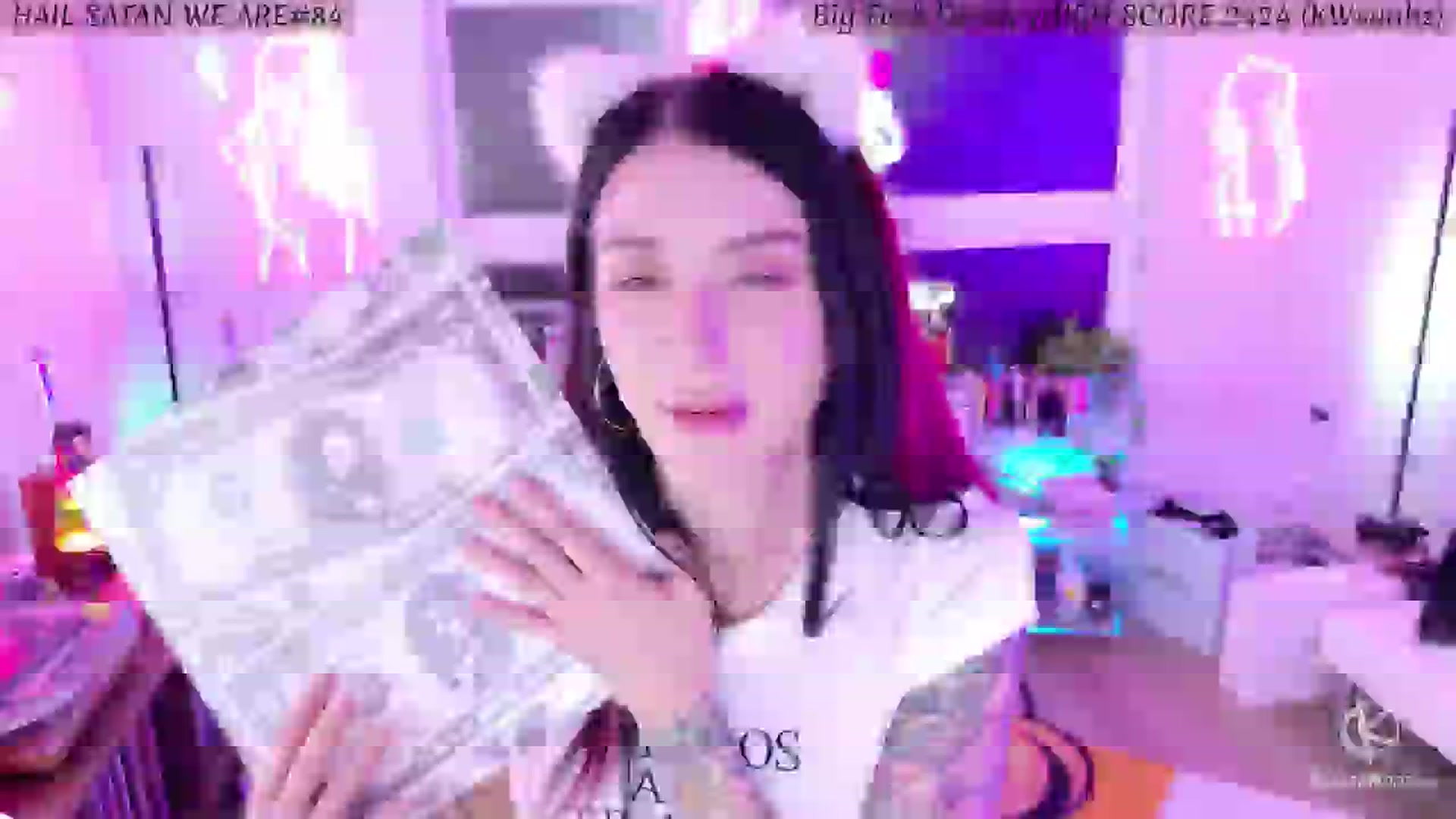 Gallery image thumbnail from KasaraWood's myfreecams stream on, 08/09/2024, 04:05 image 8 of 20