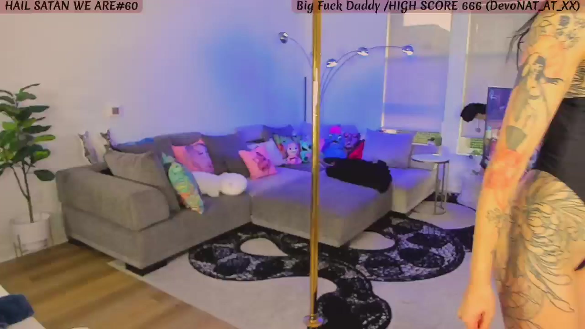 Gallery image thumbnail from KasaraWood's myfreecams stream on, 08/12/2024, 05:12 image 5 of 20