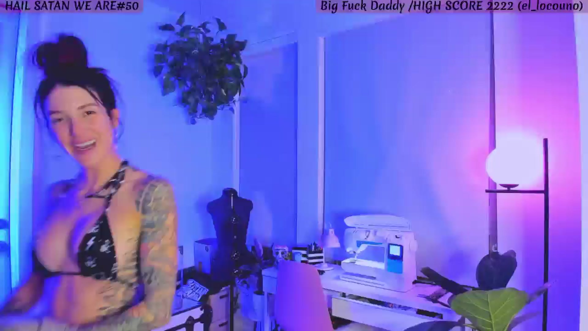Gallery image thumbnail from KasaraWood's myfreecams stream on, 08/19/2024, 03:57 image 18 of 20