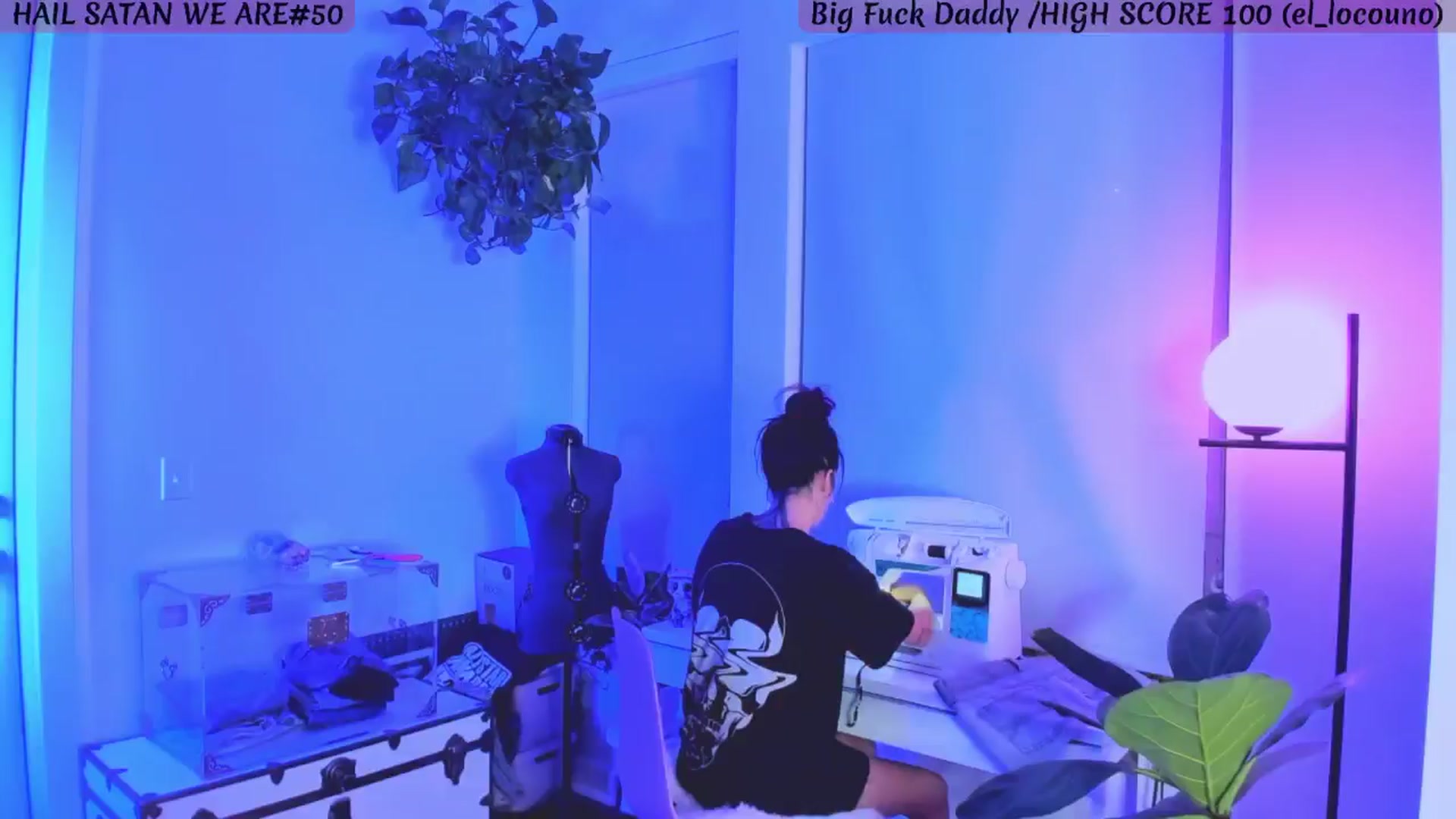 Gallery image thumbnail from KasaraWood's myfreecams stream on, 08/19/2024, 03:57 image 4 of 20