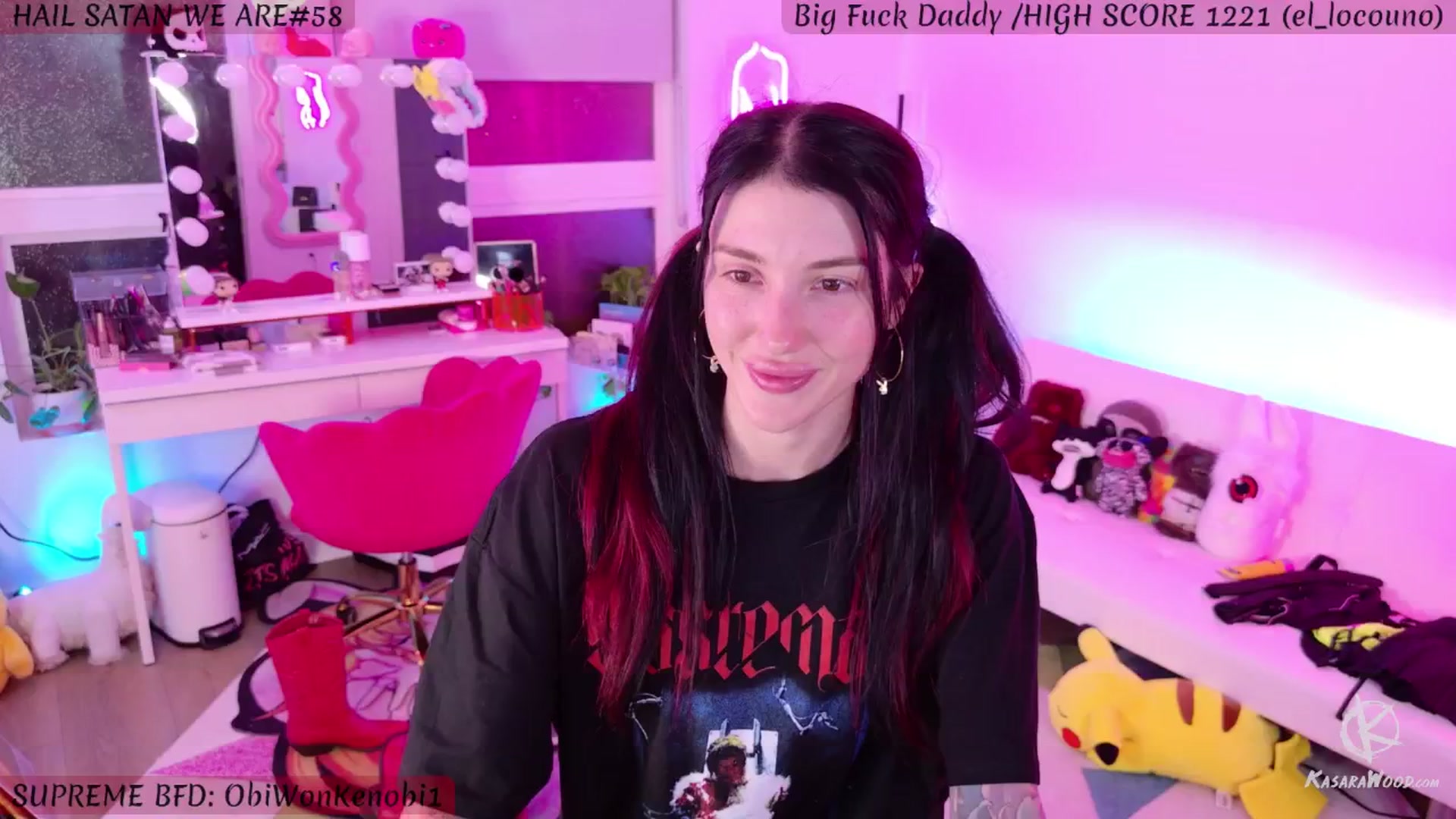 Gallery image thumbnail from KasaraWood's myfreecams stream on, 08/29/2024, 04:12 image 12 of 20