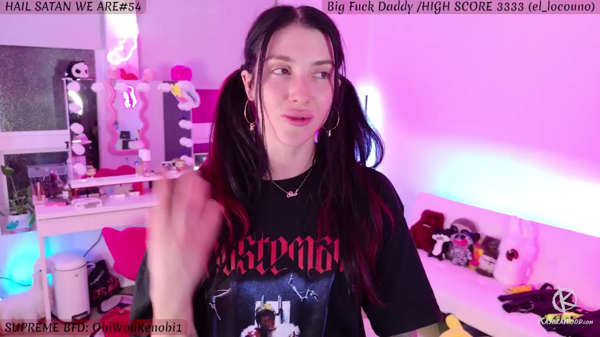 Gallery image thumbnail from KasaraWood's myfreecams stream on, 08/29/2024, 04:12 image 18 of 20