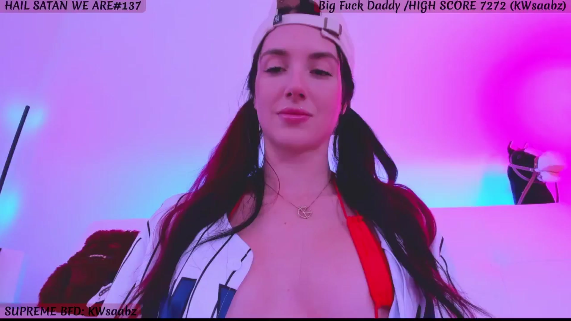 Gallery image thumbnail from KasaraWood's myfreecams stream on, 09/15/2024, 04:08 image 10 of 20