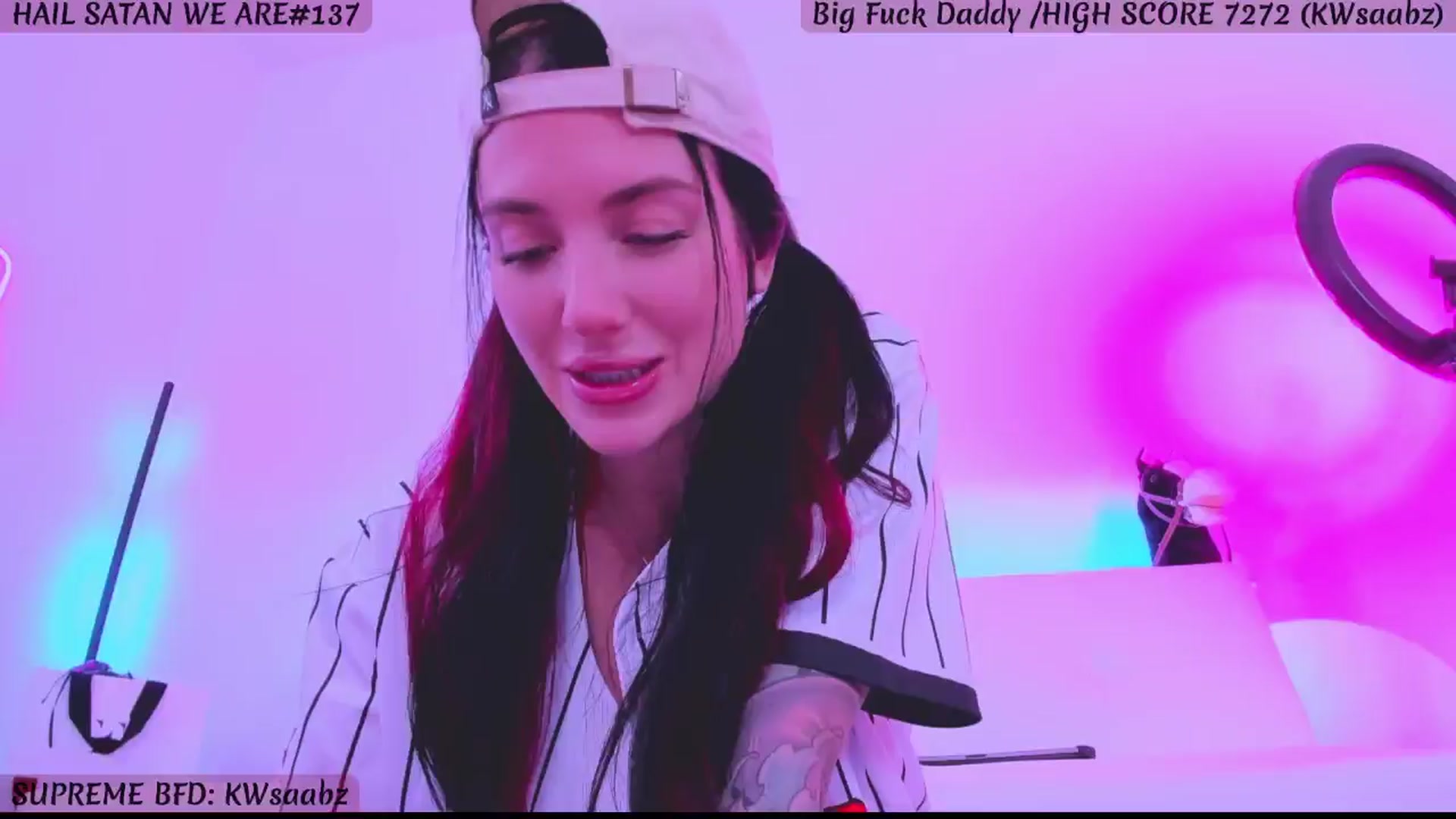Gallery image thumbnail from KasaraWood's myfreecams stream on, 09/15/2024, 04:08 image 14 of 20