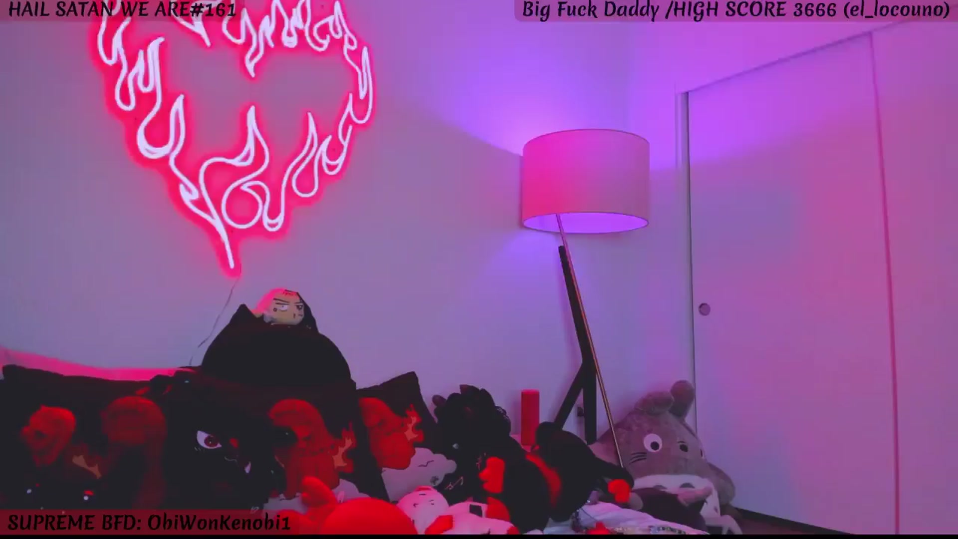 Gallery image thumbnail from KasaraWood's myfreecams stream on, 09/19/2024, 03:45 image 17 of 20