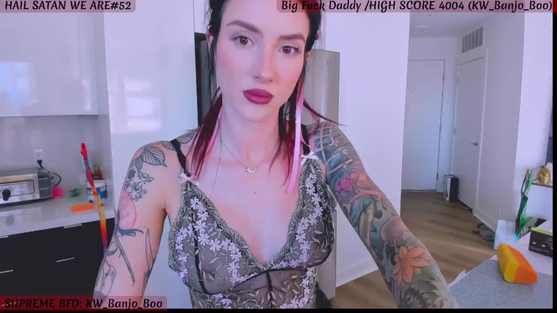 Gallery image thumbnail from KasaraWood's myfreecams stream on, 10/06/2024, 24:00 image 8 of 20