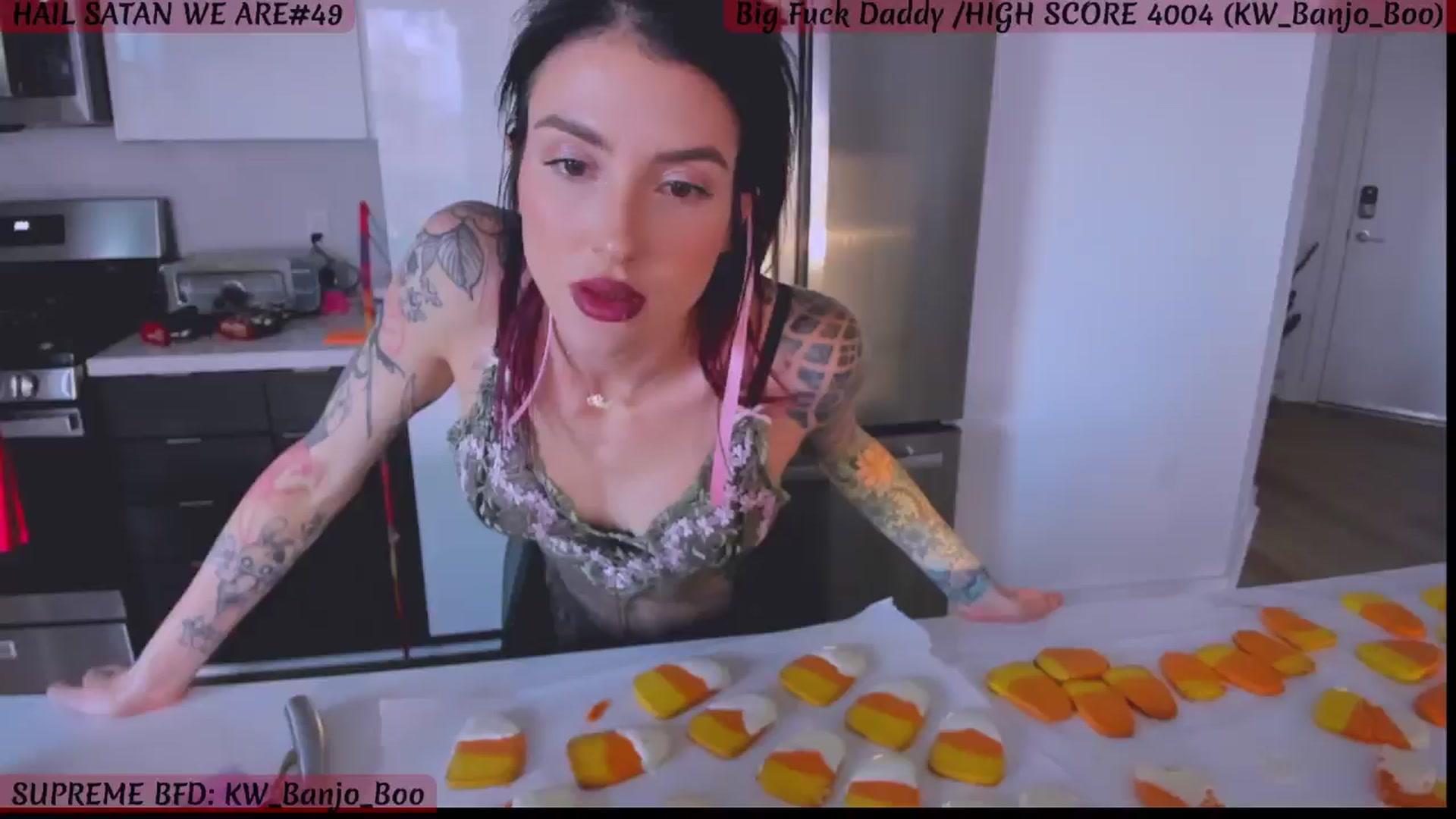 Gallery image thumbnail from KasaraWood's myfreecams stream on, 10/06/2024, 02:10 image 6 of 20