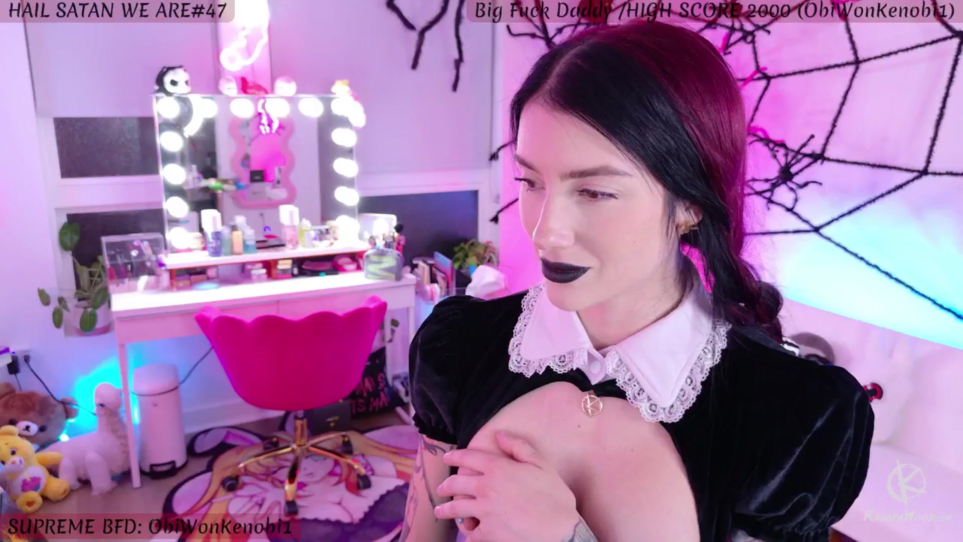 Gallery image thumbnail from KasaraWood's myfreecams stream on, 10/10/2024, 04:50 image 10 of 20