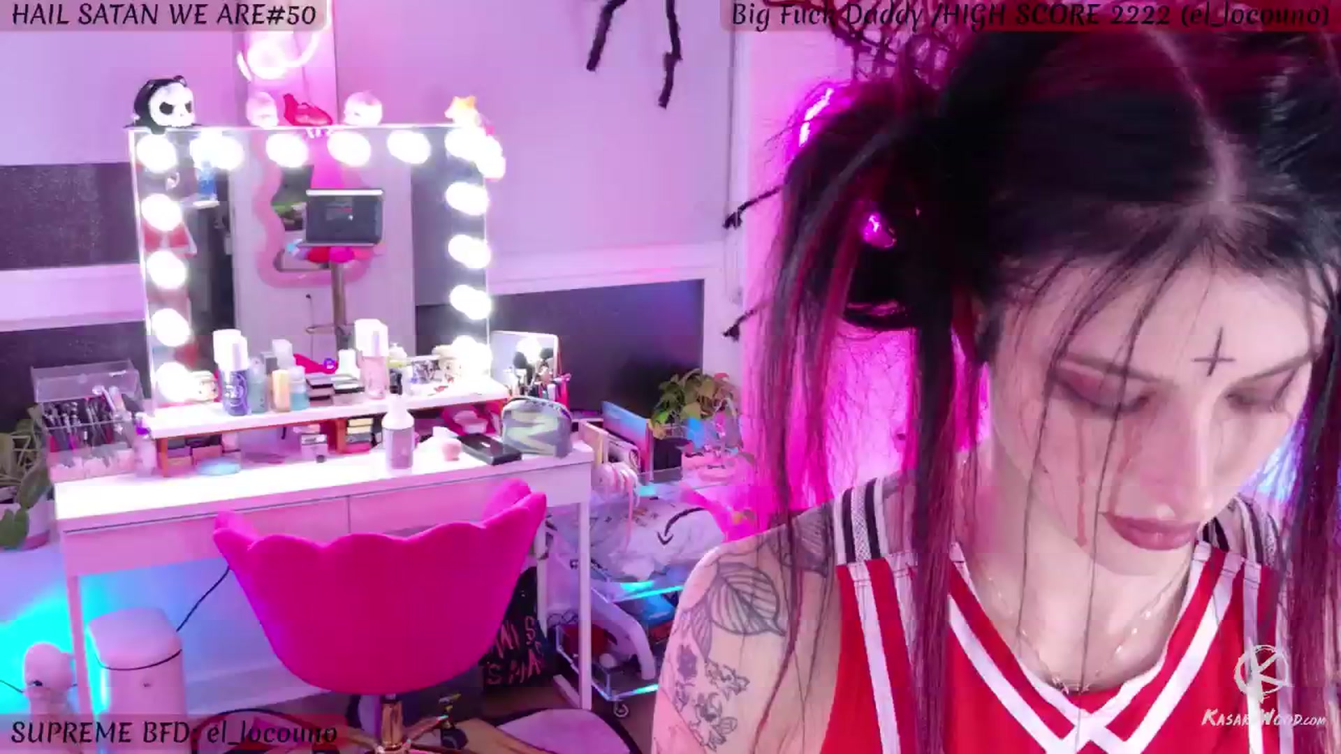 Gallery image thumbnail from KasaraWood's myfreecams stream on, 10/11/2024, 04:06 image 11 of 20