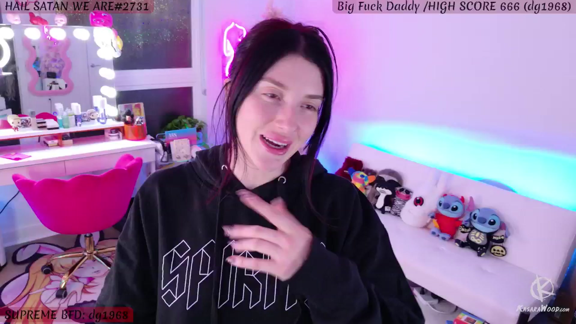 Gallery image thumbnail from KasaraWood's myfreecams stream on, 11/09/2024, 06:12 image 1 of 20