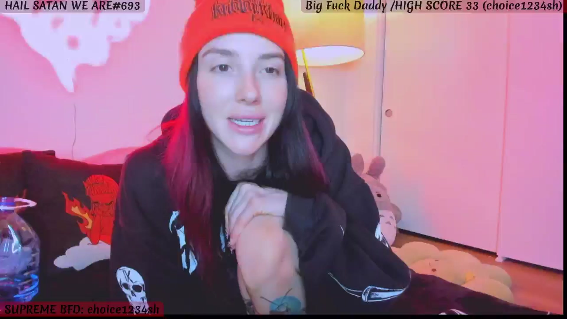 Gallery image thumbnail from KasaraWood's myfreecams stream on, 11/13/2024, 05:21 image 3 of 20