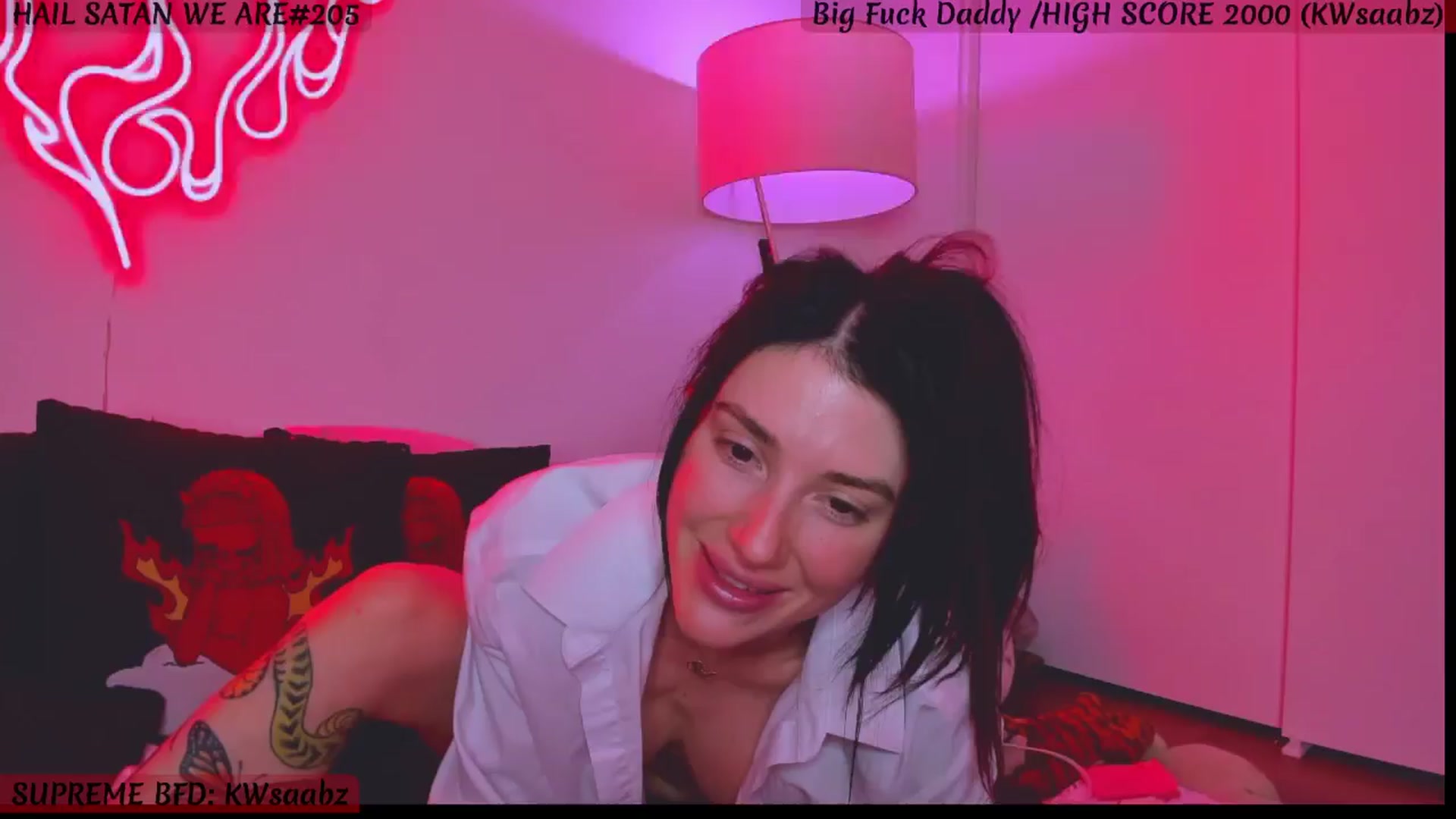 Gallery image thumbnail from KasaraWood's myfreecams stream on, 11/17/2024, 04:52 image 4 of 20