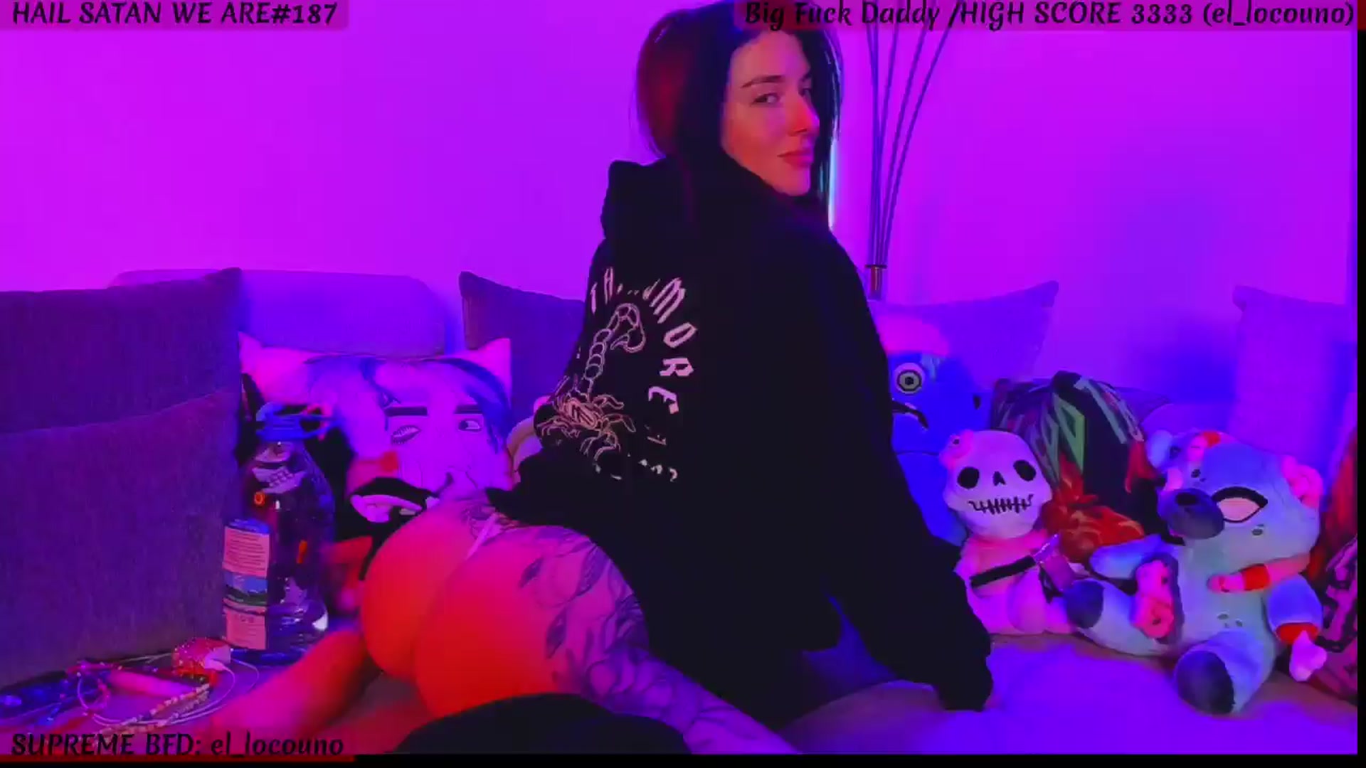 Gallery image thumbnail from KasaraWood's myfreecams stream on, 11/20/2024, 05:37 image 12 of 20