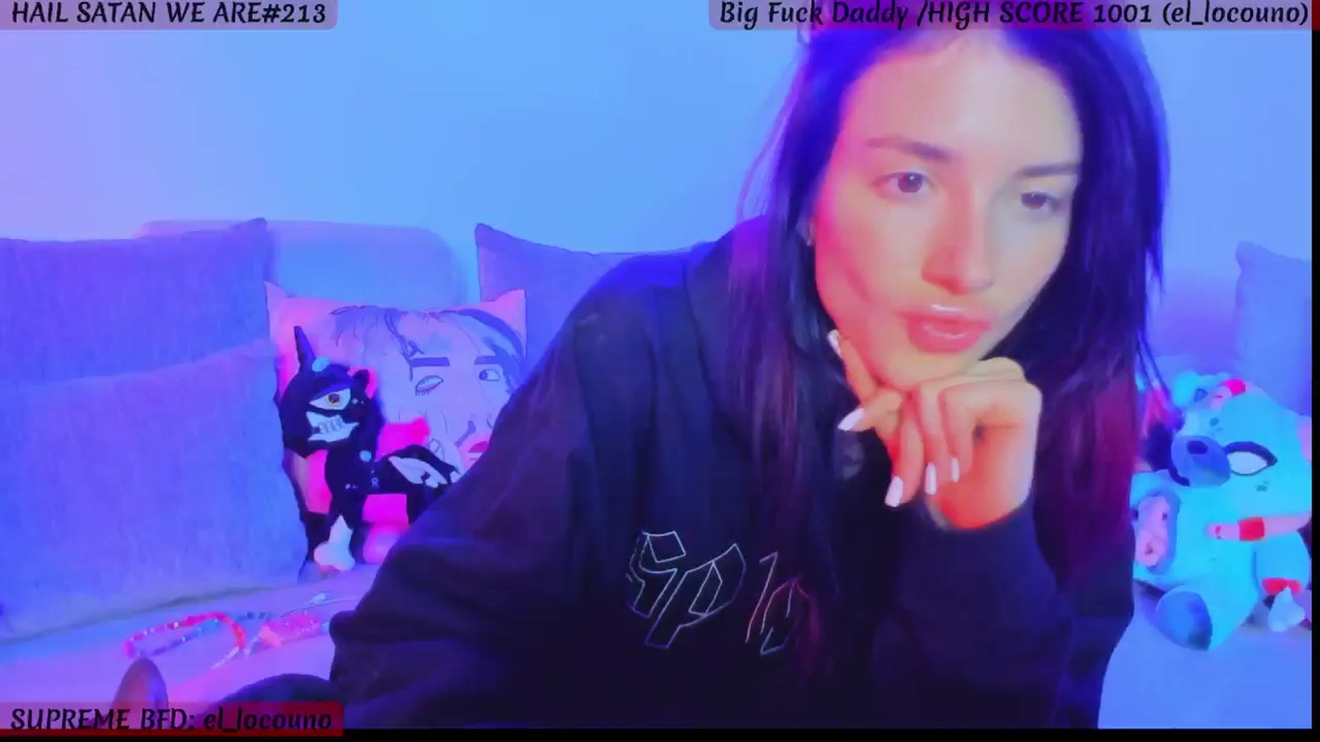 Gallery image thumbnail from KasaraWood's myfreecams stream on, 11/20/2024, 05:37 image 5 of 20