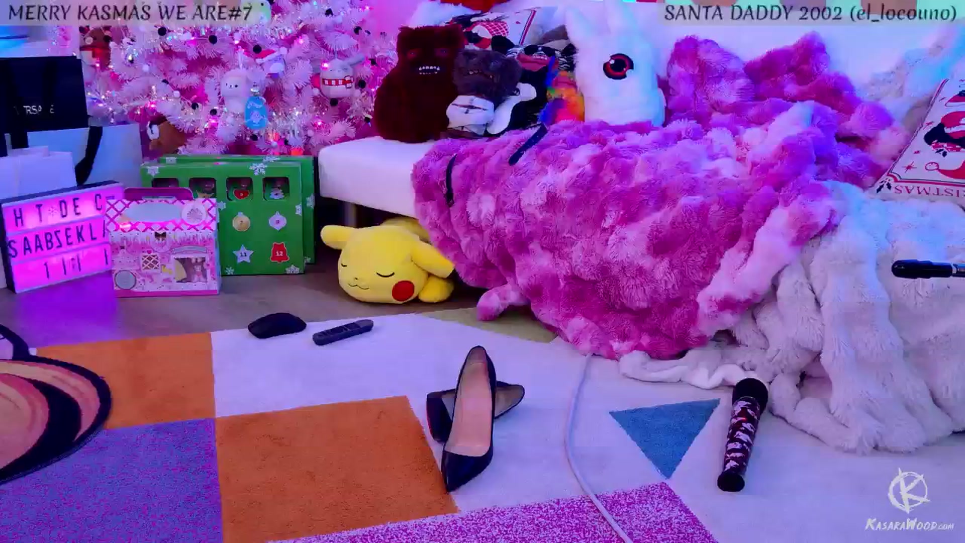Gallery image thumbnail from KasaraWood's myfreecams stream on, 12/07/2024, 07:25 image 6 of 20