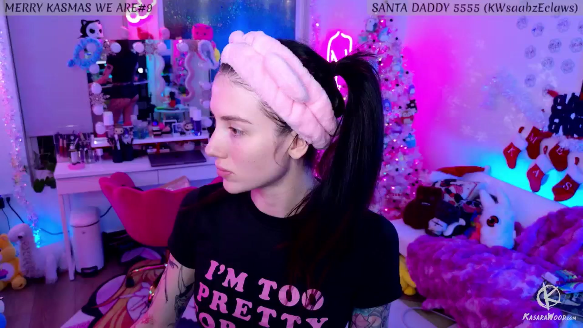 Gallery image thumbnail from KasaraWood's myfreecams stream on, 12/08/2024, 05:19 image 3 of 20