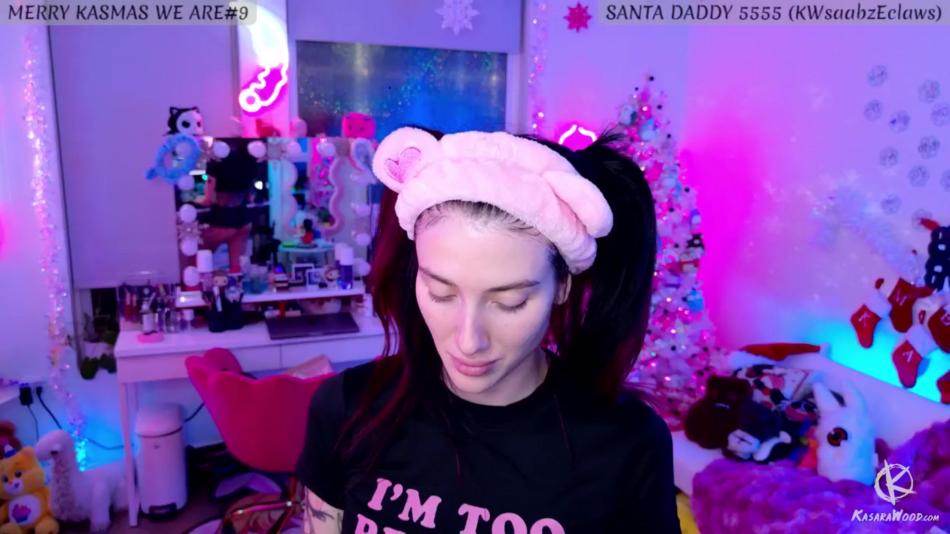 Gallery image thumbnail from KasaraWood's myfreecams stream on, 12/08/2024, 05:19 image 5 of 20