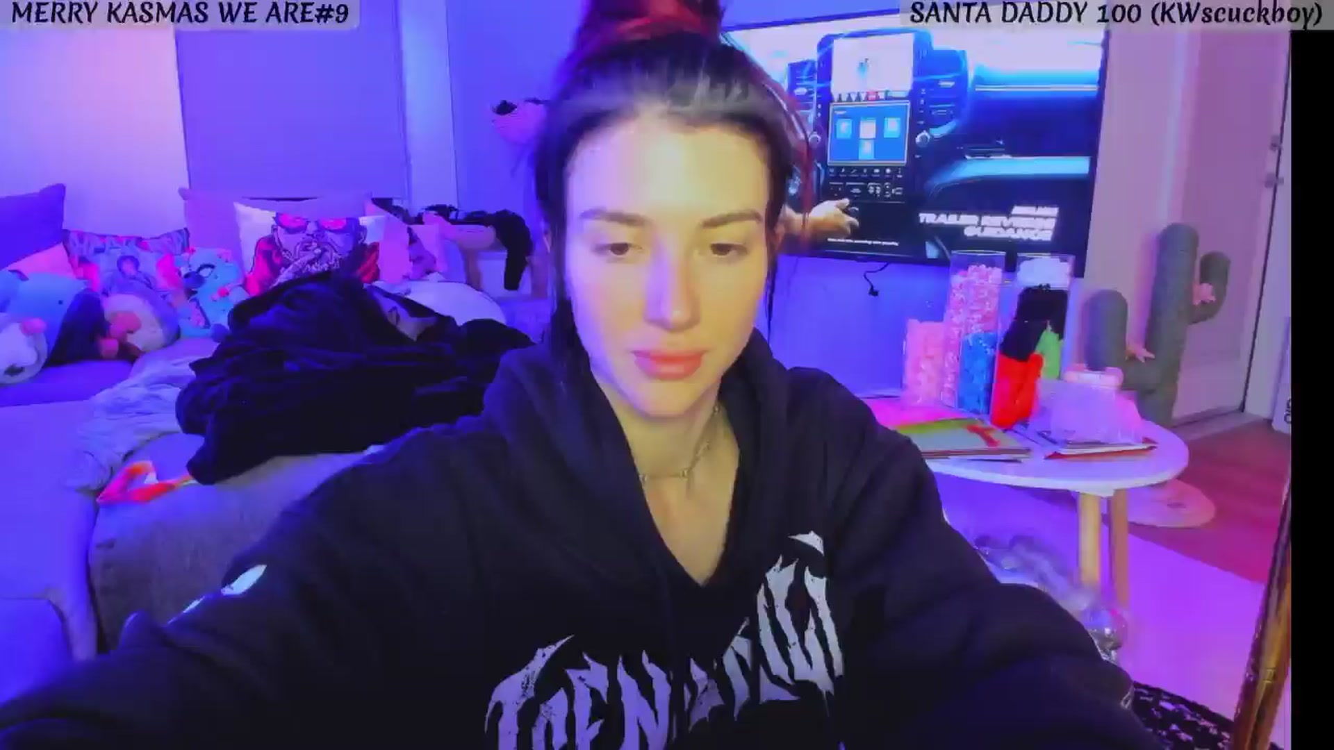Gallery image thumbnail from KasaraWood's myfreecams stream on, 12/10/2024, 04:42 image 7 of 20