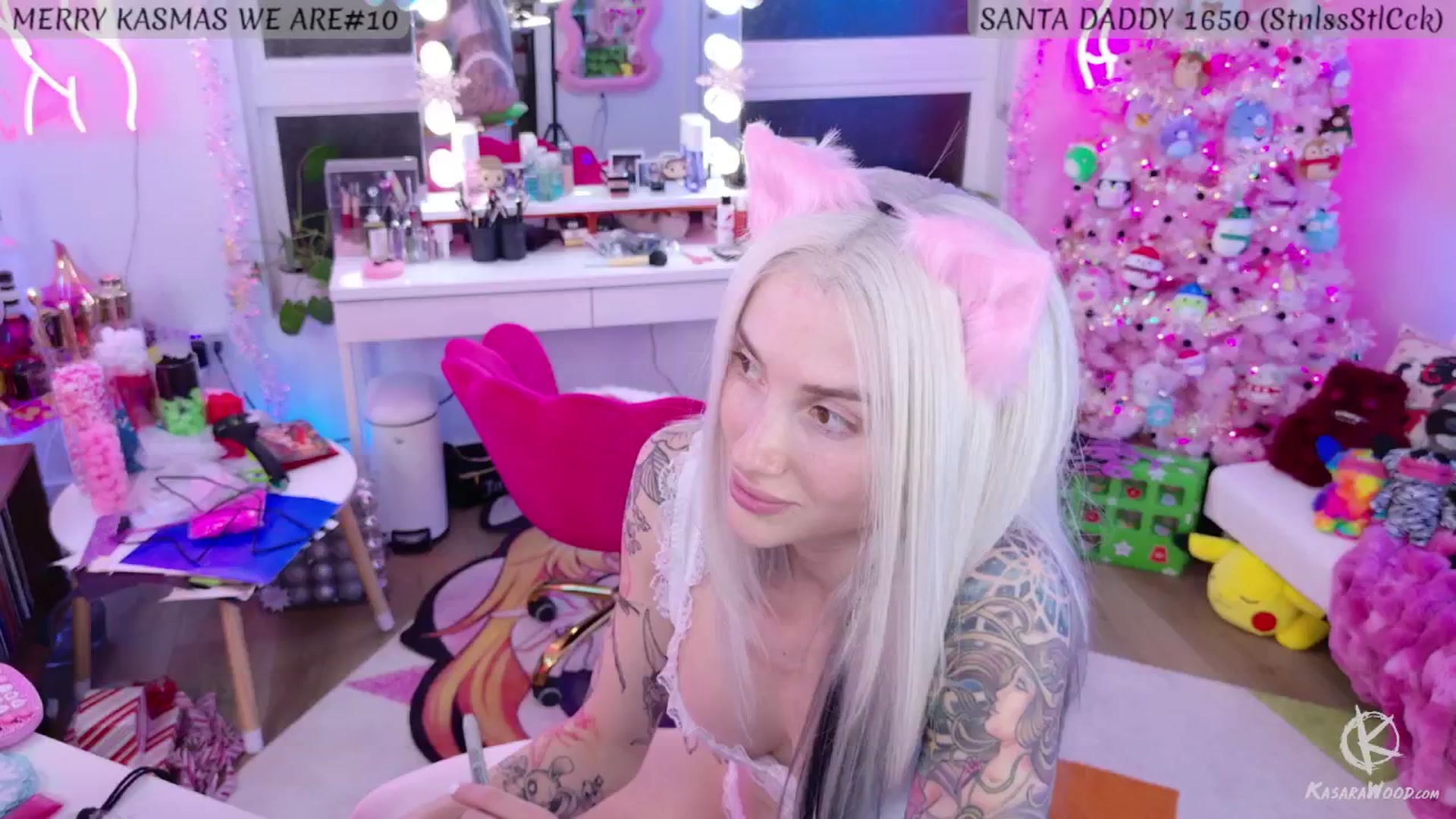 Gallery image thumbnail from KasaraWood's myfreecams stream on, 12/12/2024, 05:57 image 6 of 20