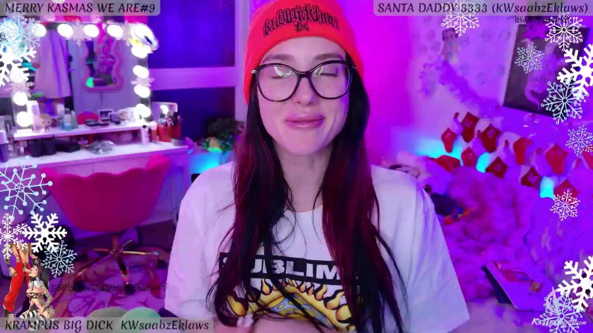 Gallery image thumbnail from KasaraWood's myfreecams stream on, 12/15/2024, 03:58 image 12 of 20