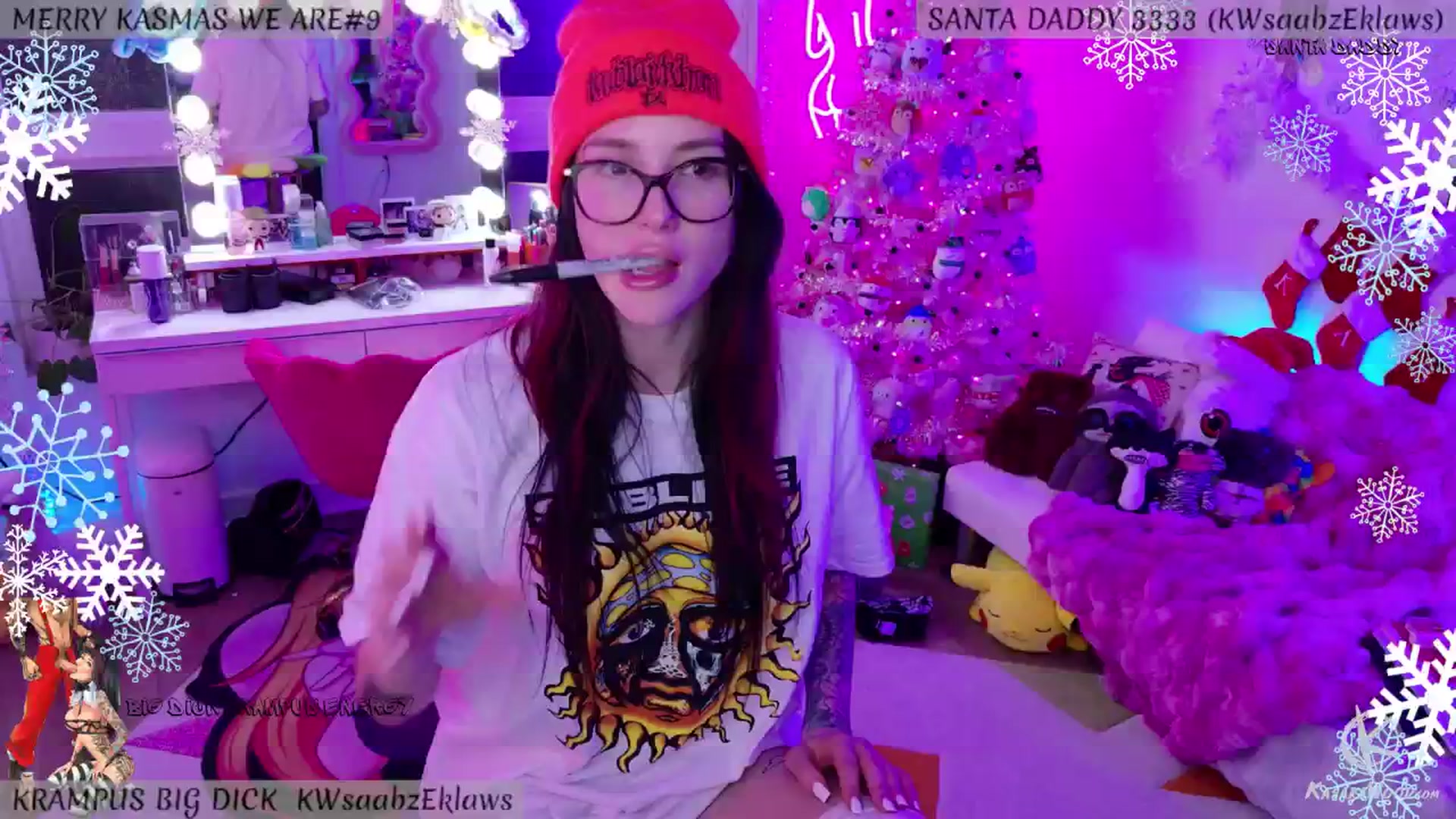 Gallery image thumbnail from KasaraWood's myfreecams stream on, 12/15/2024, 03:58 image 5 of 20