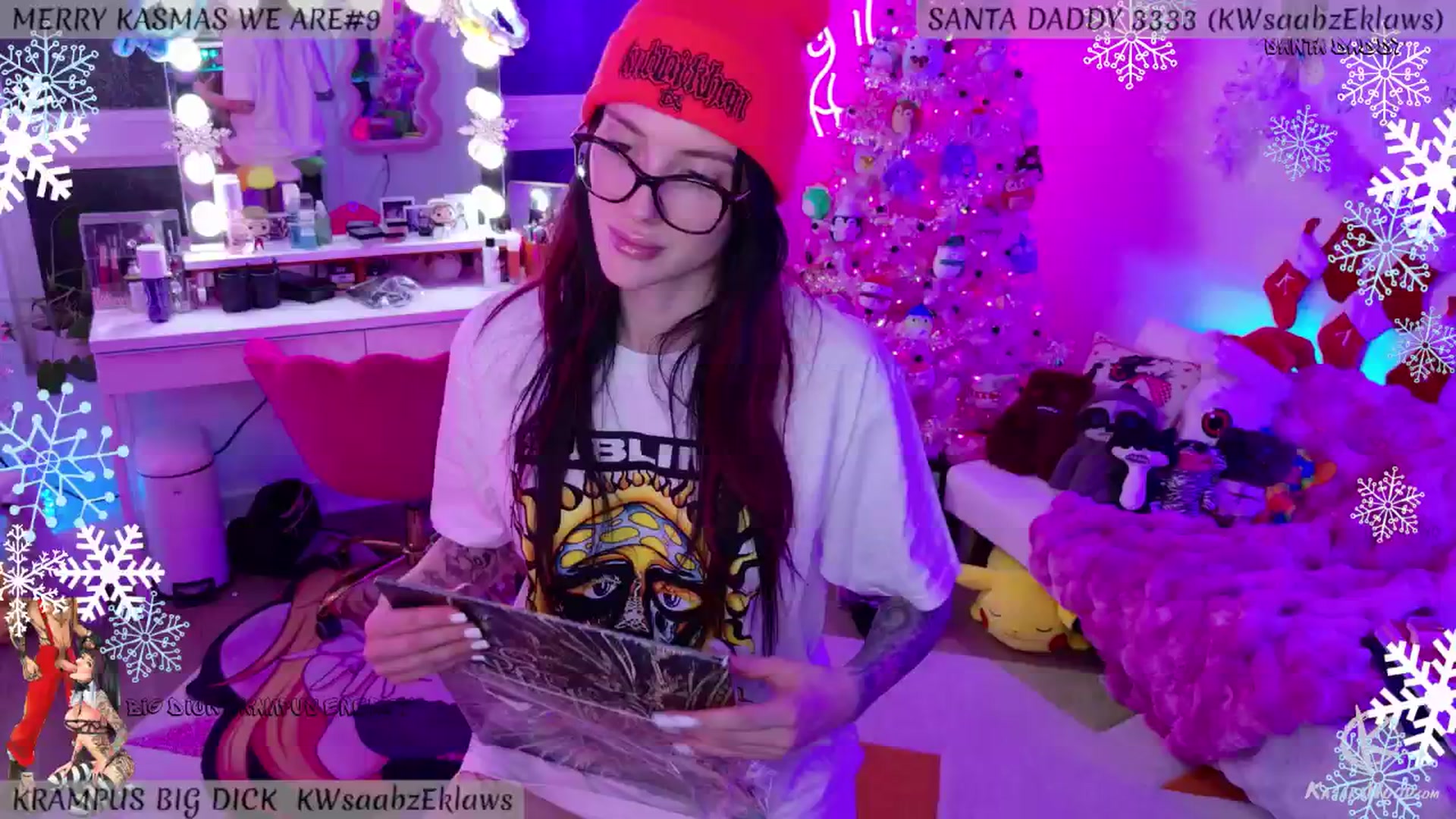 Gallery image thumbnail from KasaraWood's myfreecams stream on, 12/15/2024, 03:58 image 7 of 20
