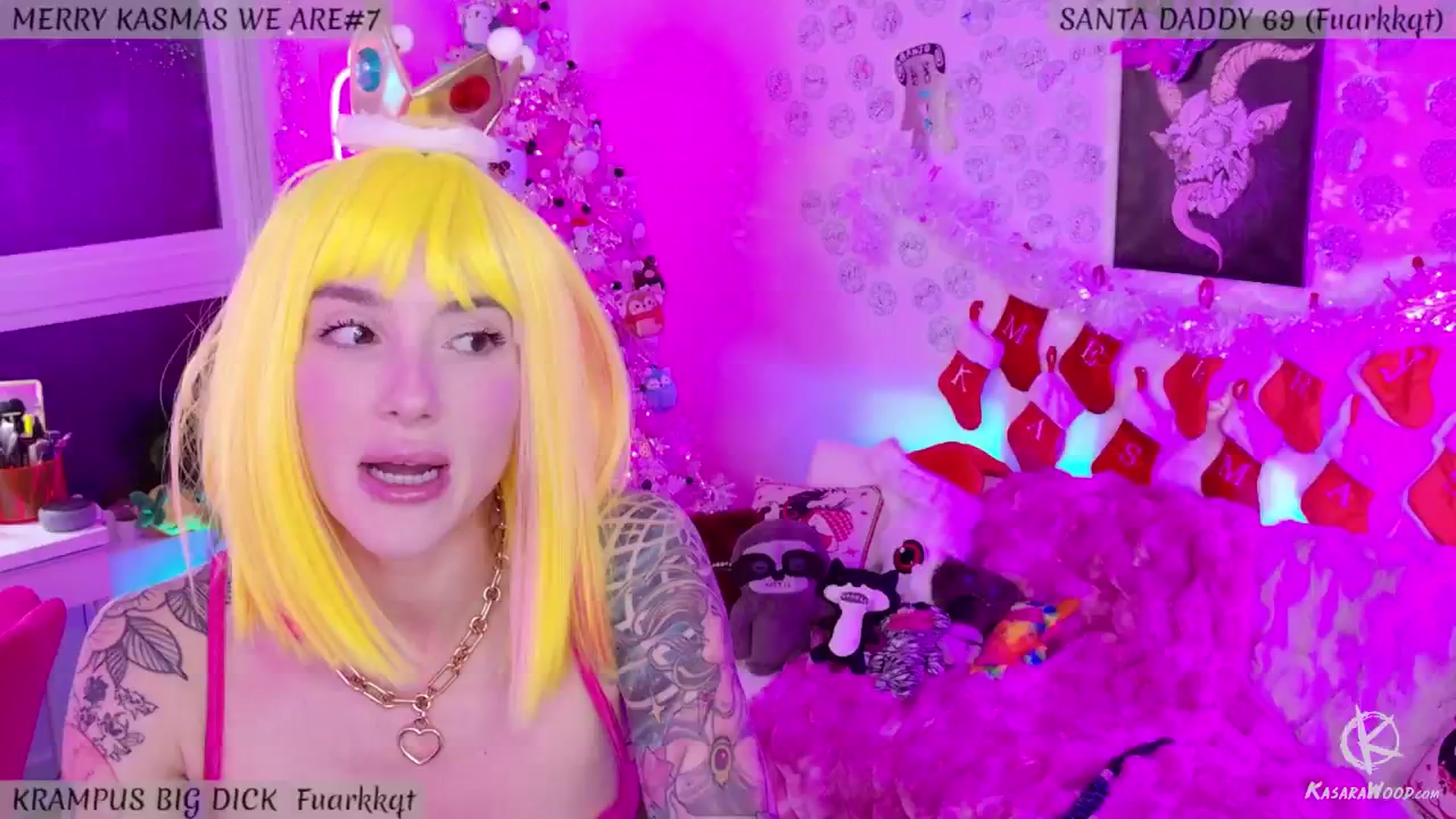 Gallery image thumbnail from KasaraWood's myfreecams stream on, 12/17/2024, 05:20 image 7 of 20