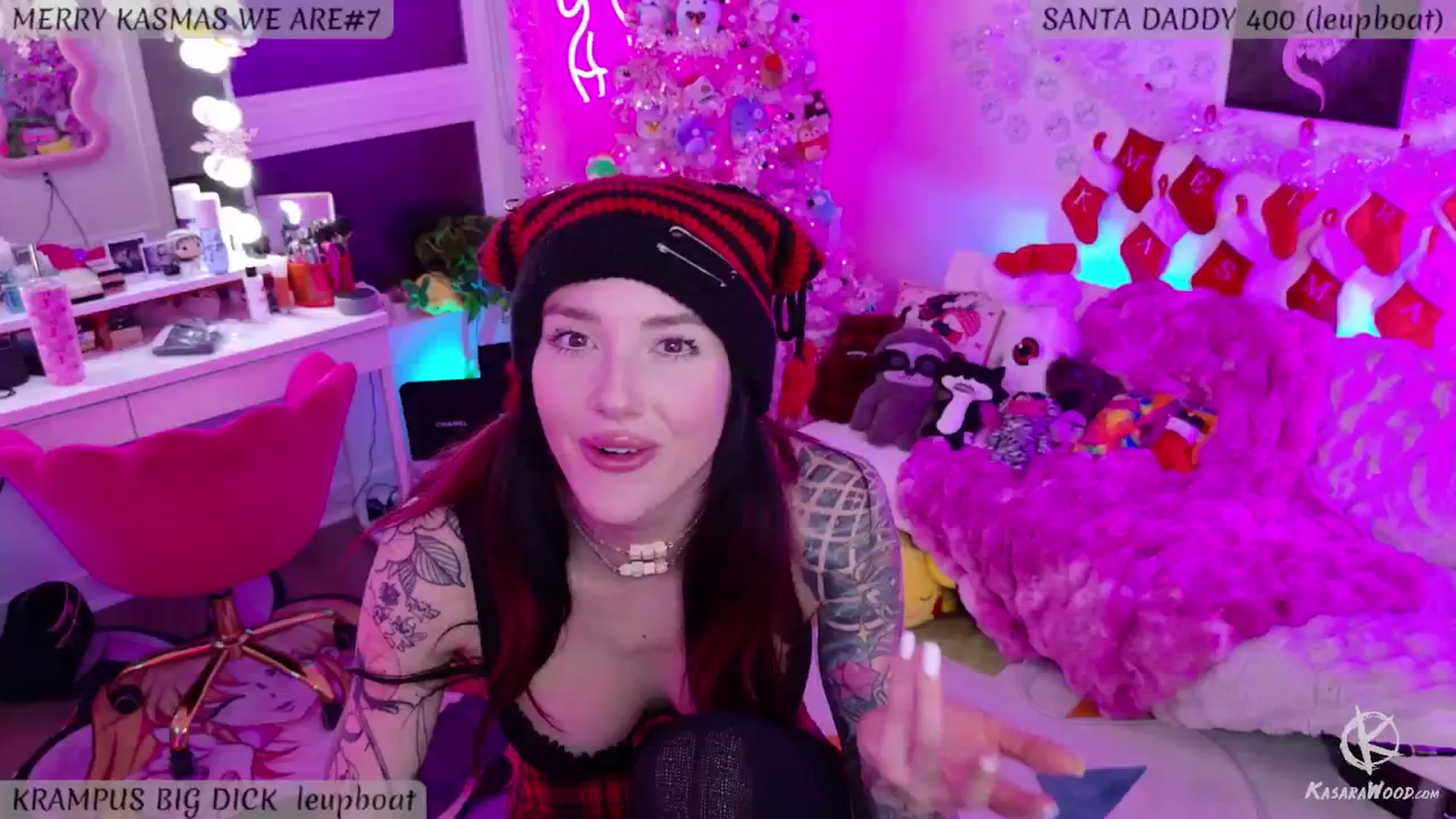 Gallery image thumbnail from KasaraWood's myfreecams stream on, 12/19/2024, 05:58 image 4 of 20