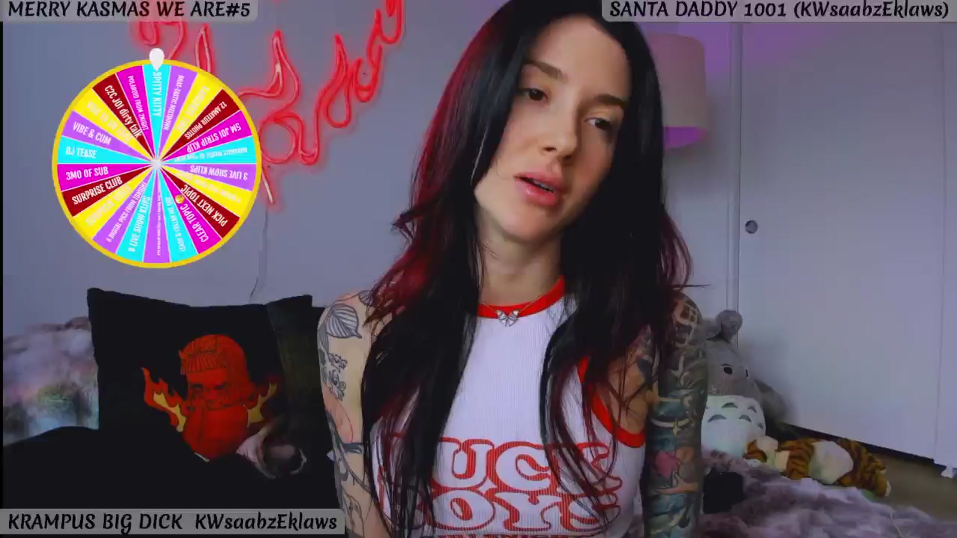 Gallery image thumbnail from KasaraWood's myfreecams stream on, 12/27/2024, 22:05 image 4 of 20