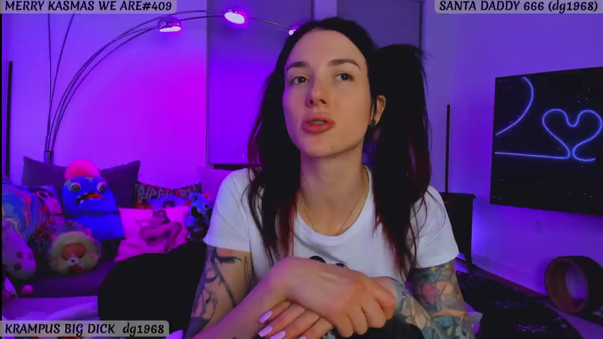 Gallery image thumbnail from KasaraWood's myfreecams stream on, 01/03/2025, 07:02 image 5 of 20