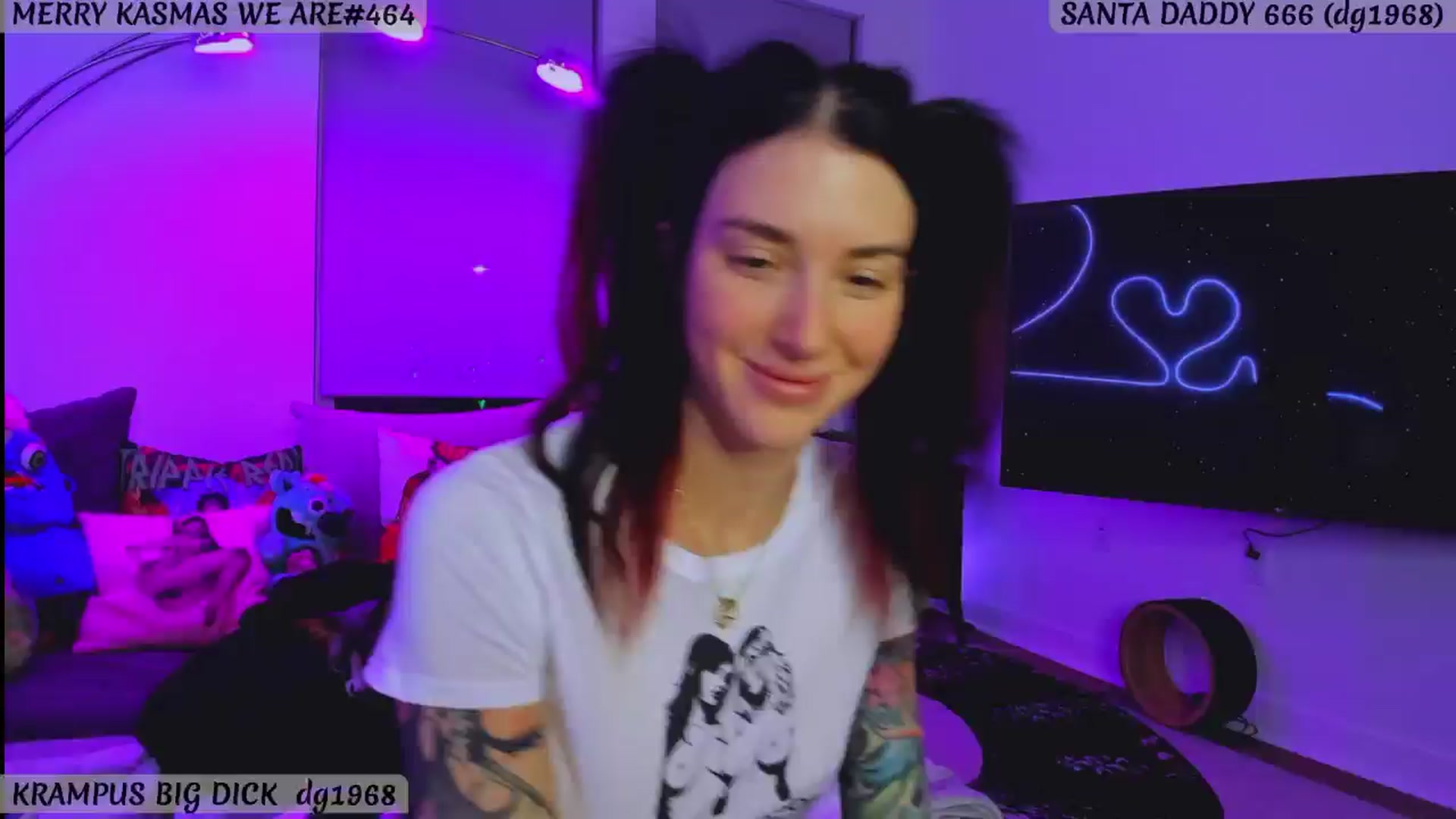 Gallery image thumbnail from KasaraWood's myfreecams stream on, 01/03/2025, 07:02 image 3 of 20