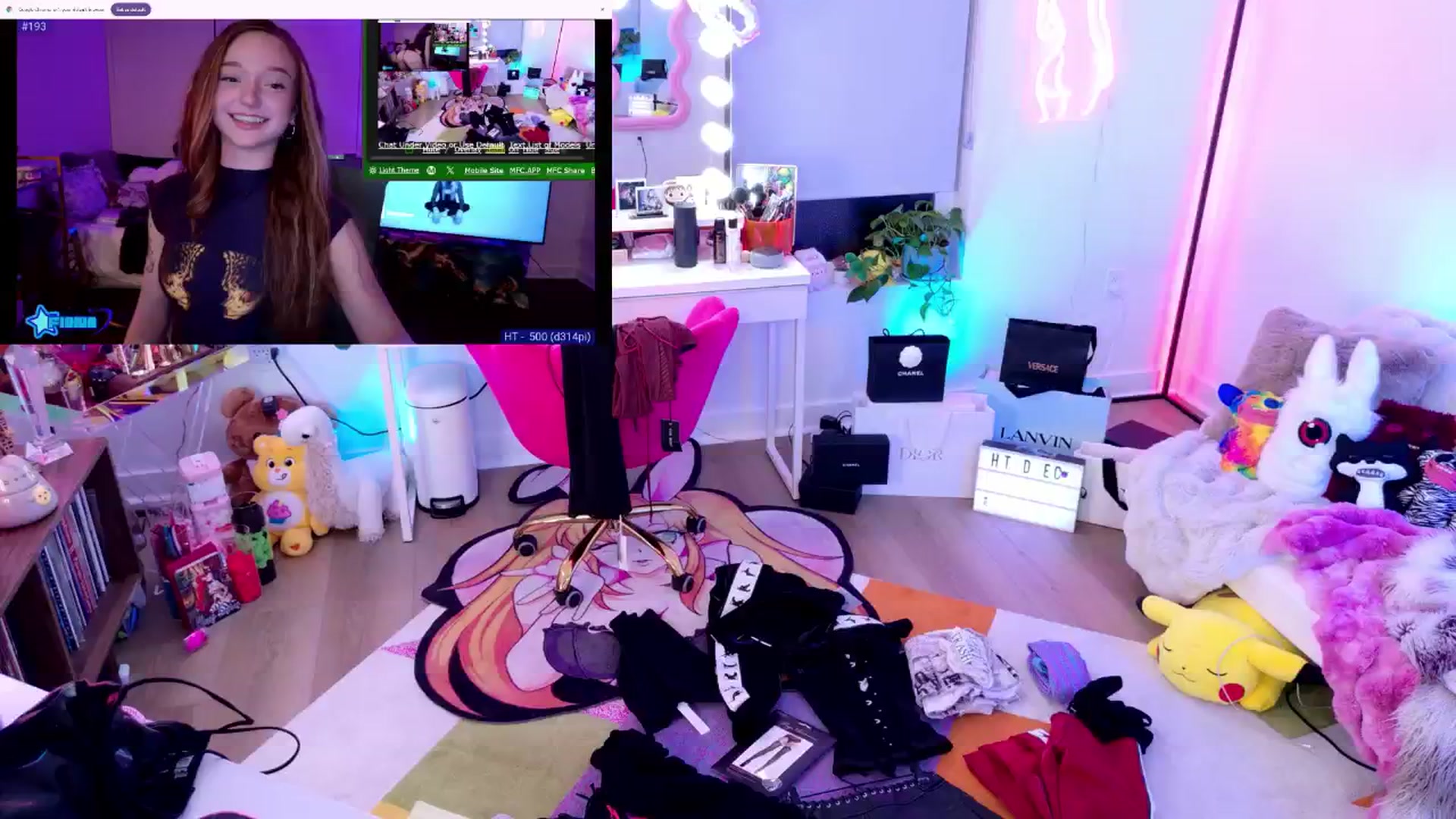 Gallery image thumbnail from KasaraWood's myfreecams stream on, 01/16/2025, 06:36 image 18 of 20