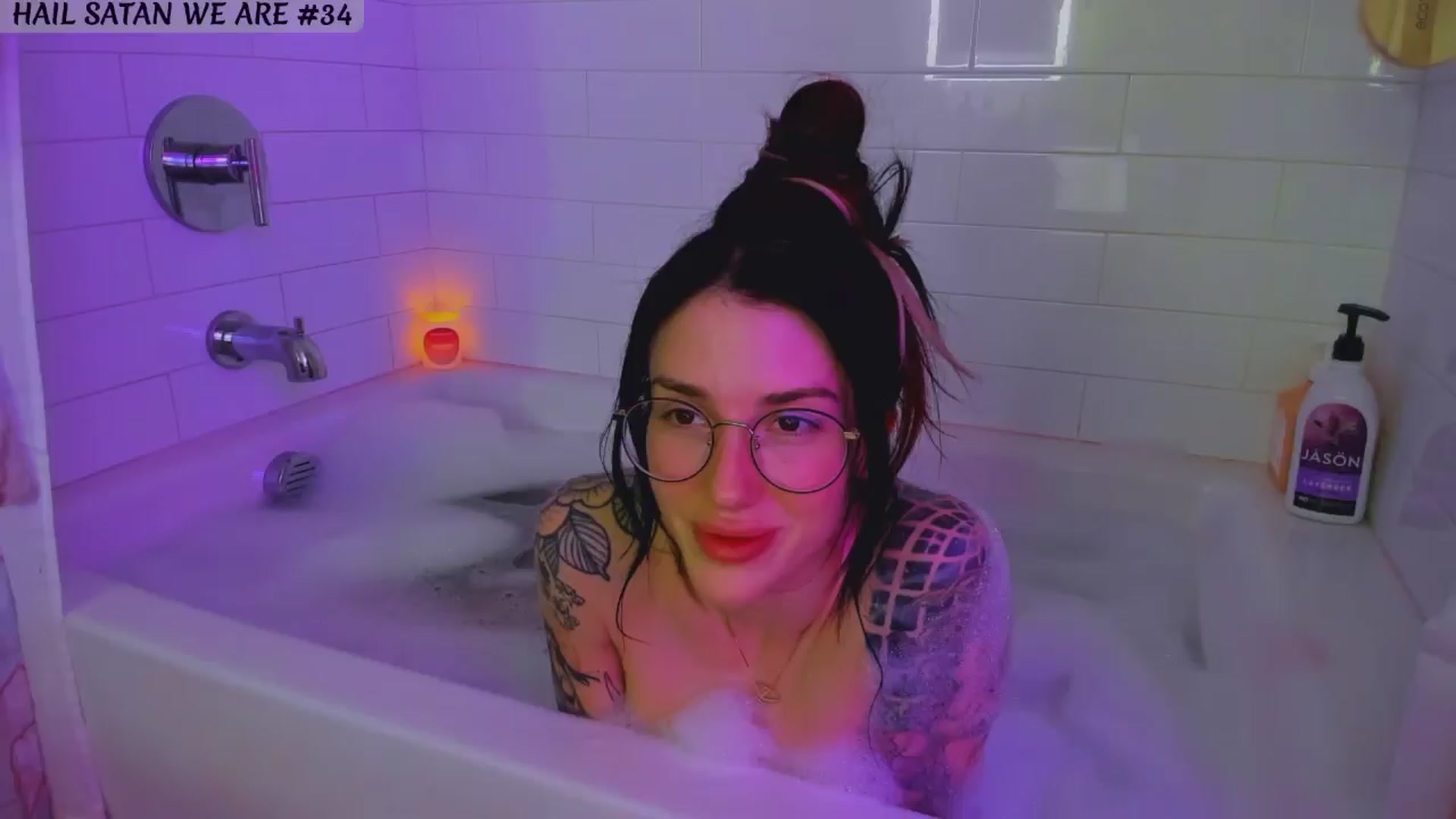 Gallery image thumbnail from KasaraWood's myfreecams stream on, 02/01/2025, 09:41 image 11 of 20