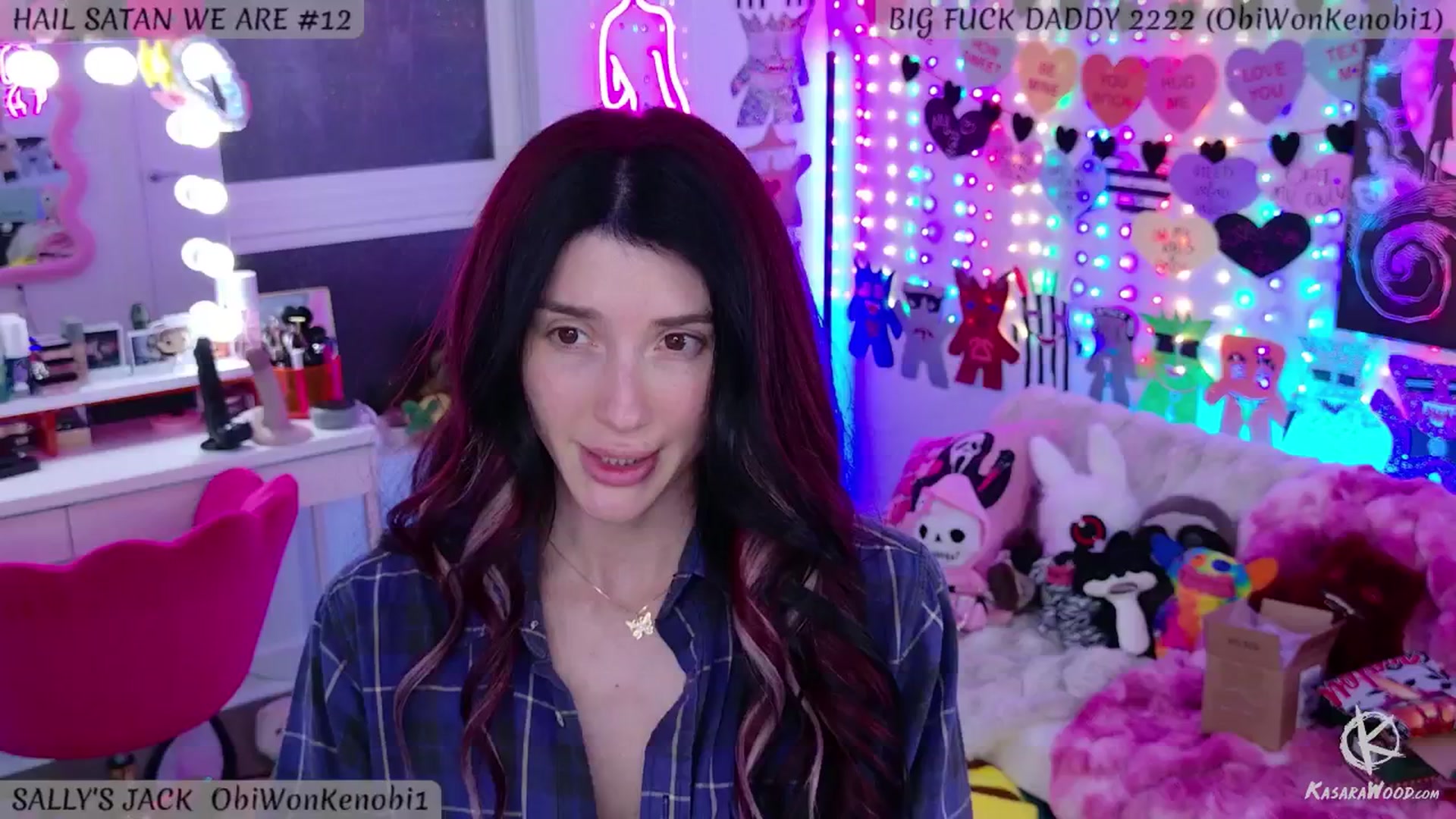 Gallery image thumbnail from KasaraWood's myfreecams stream on, 02/26/2025, 07:06 image 3 of 20