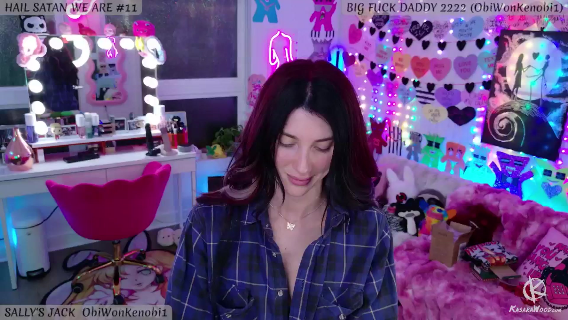 Gallery image thumbnail from KasaraWood's myfreecams stream on, 02/26/2025, 07:06 image 17 of 20