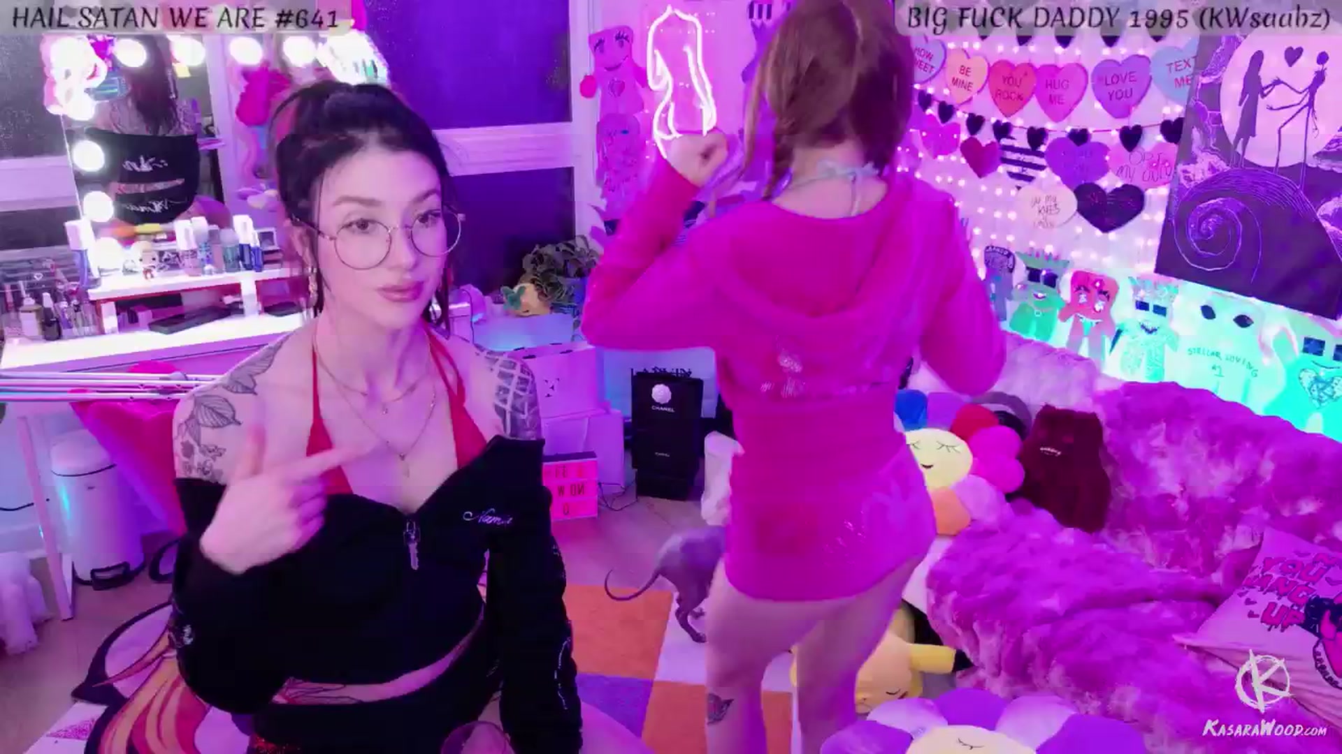 Gallery image thumbnail from KasaraWood's myfreecams stream on, 03/09/2025, 06:18 image 3 of 20