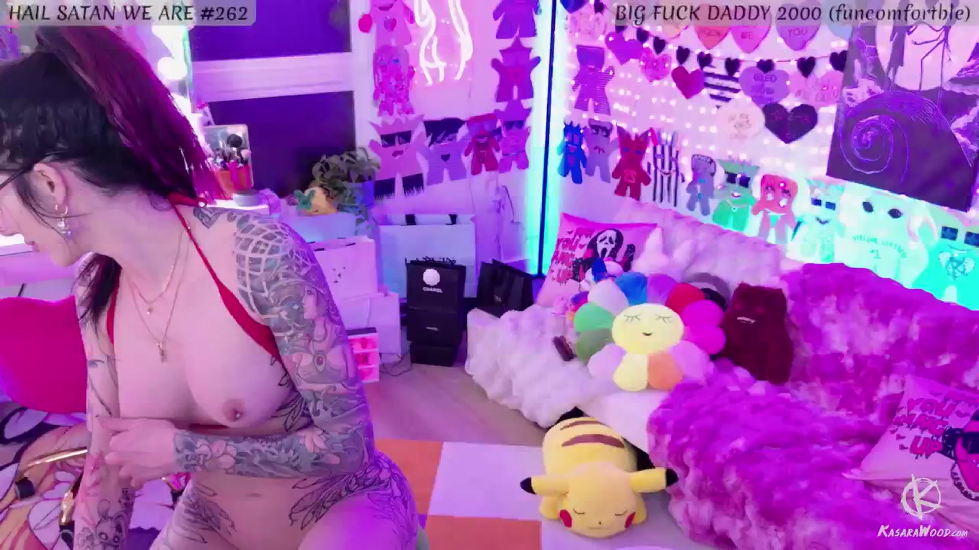 Gallery image thumbnail from KasaraWood's myfreecams stream on, 03/09/2025, 07:45 image 16 of 20