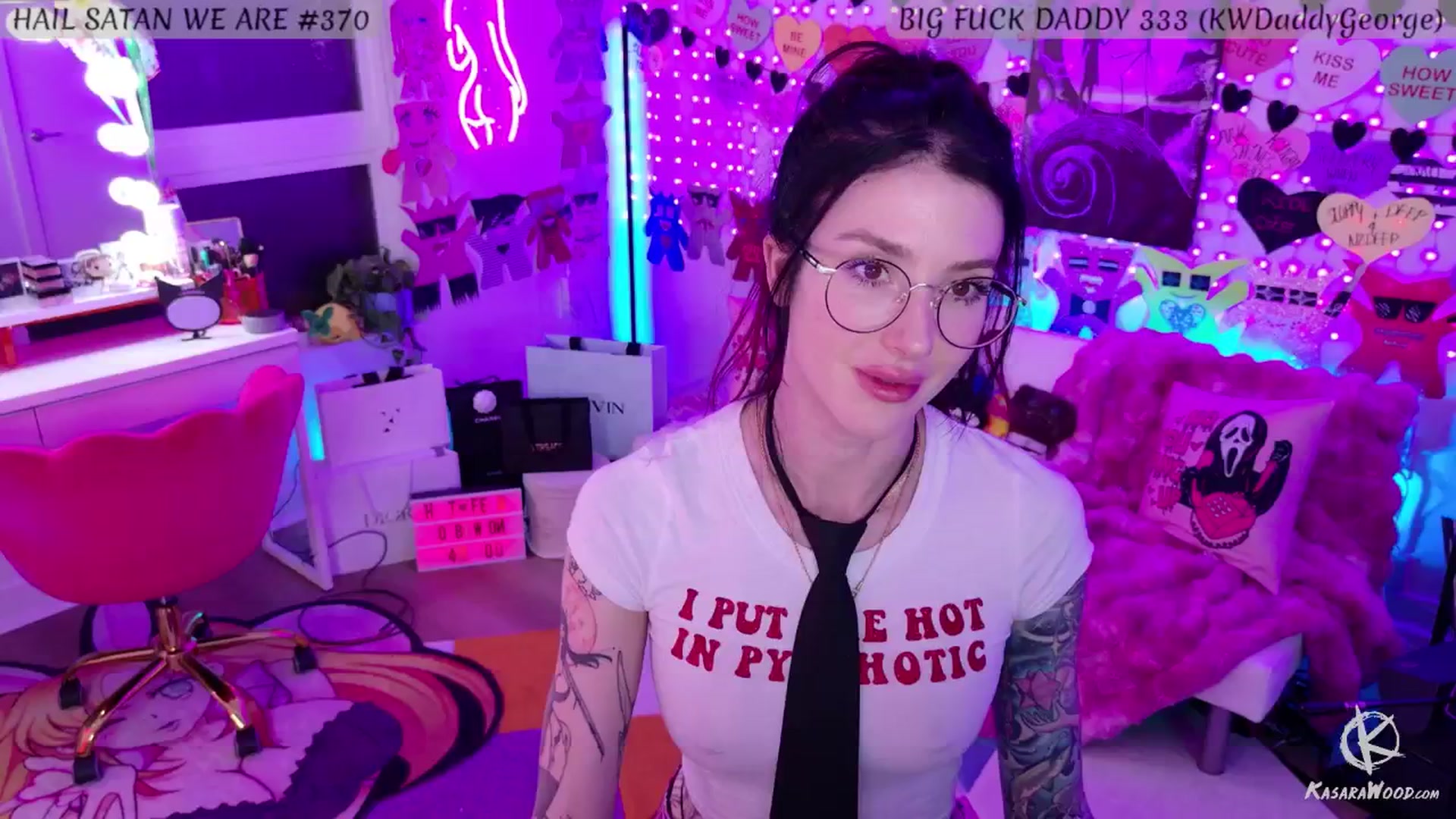 Gallery image thumbnail from KasaraWood's myfreecams stream on, 03/17/2025, 05:57 image 1 of 20
