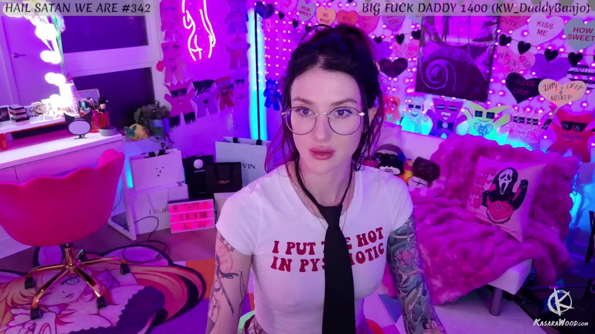 Gallery image thumbnail from KasaraWood's myfreecams stream on, 03/17/2025, 05:57 image 3 of 20