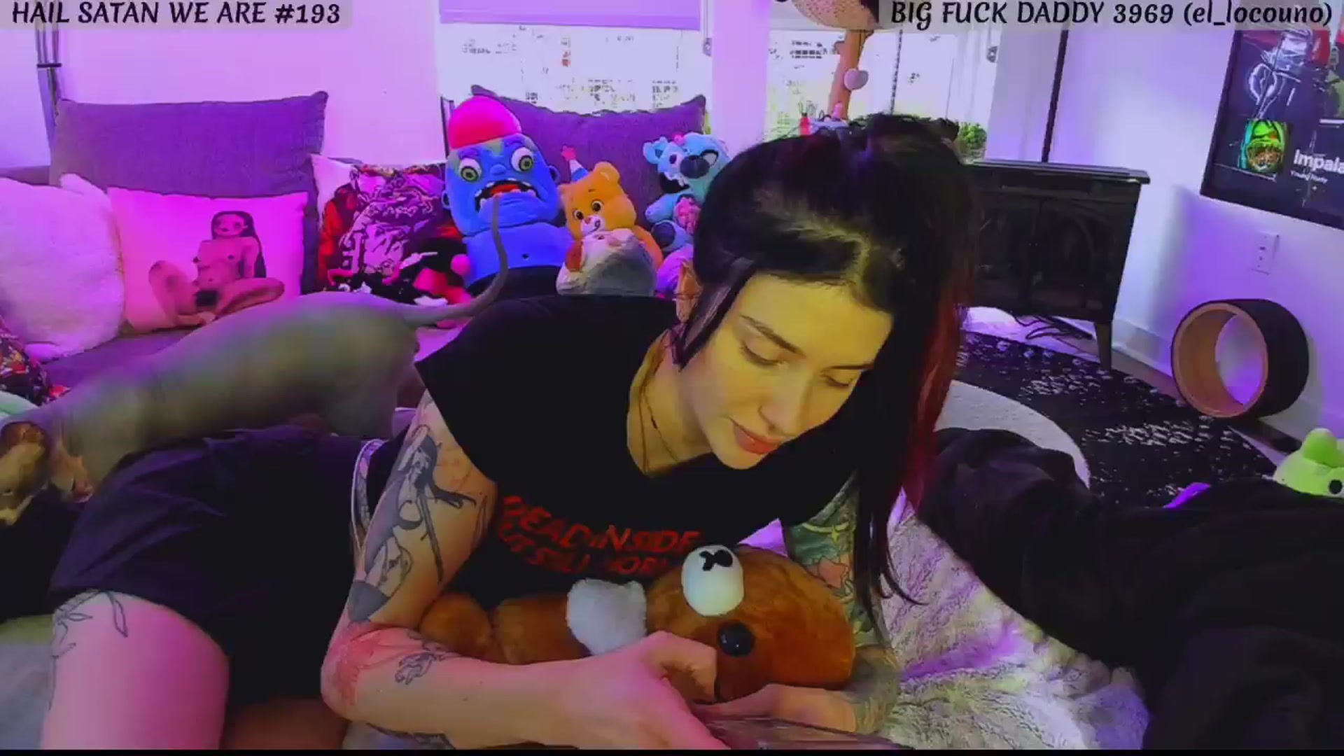 Gallery image thumbnail from KasaraWood's myfreecams stream on, 03/23/2025, 01:26 image 18 of 20