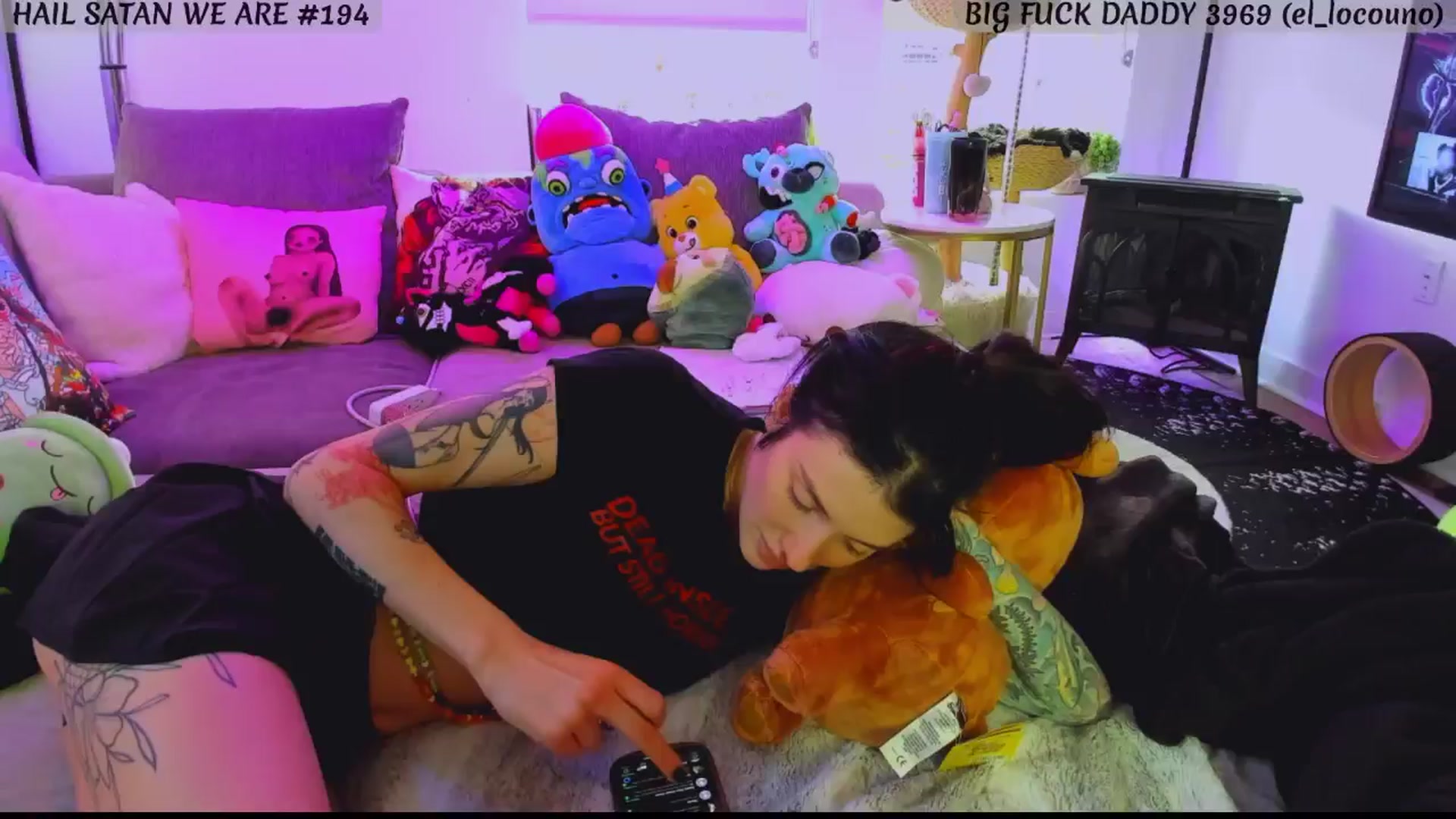 Gallery image thumbnail from KasaraWood's myfreecams stream on, 03/23/2025, 01:26 image 9 of 20