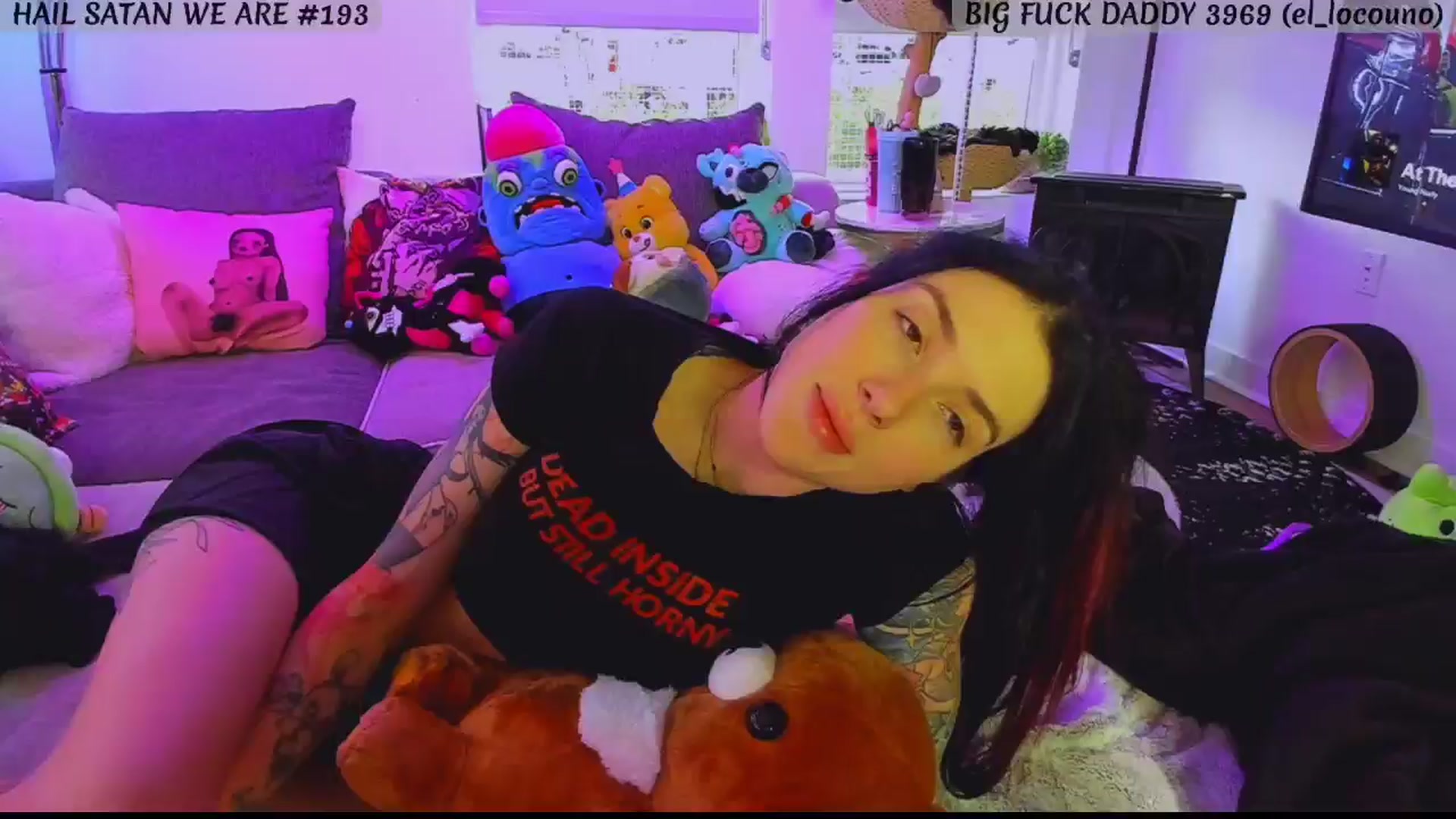 Gallery image thumbnail from KasaraWood's myfreecams stream on, 03/23/2025, 01:26 image 20 of 20